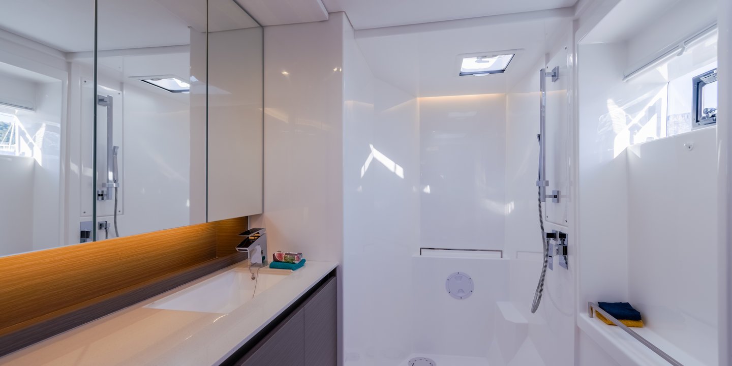 Moorings 5000 Exclusive Plus - Image 9