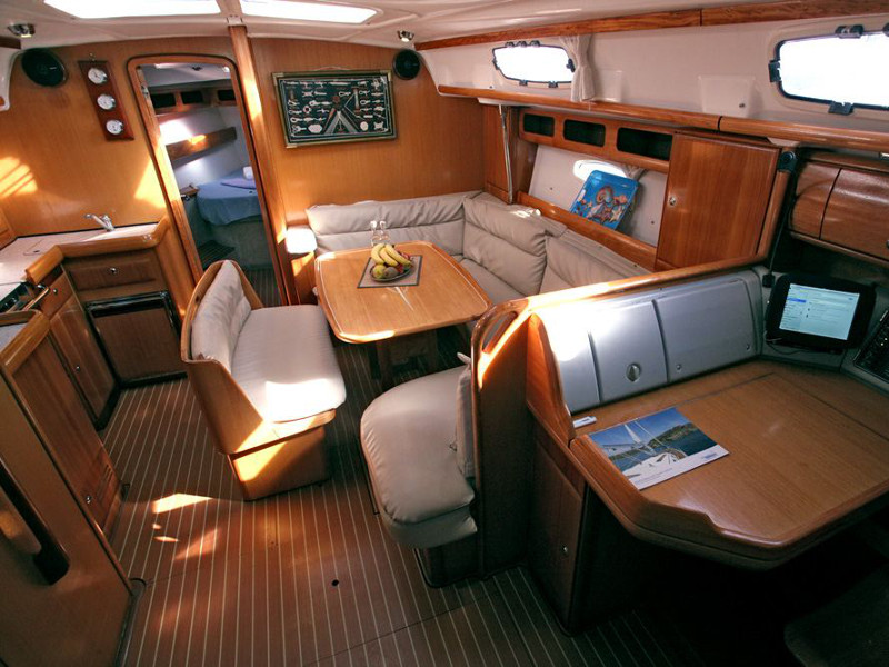 foto Bavaria 42 Cruiser 2