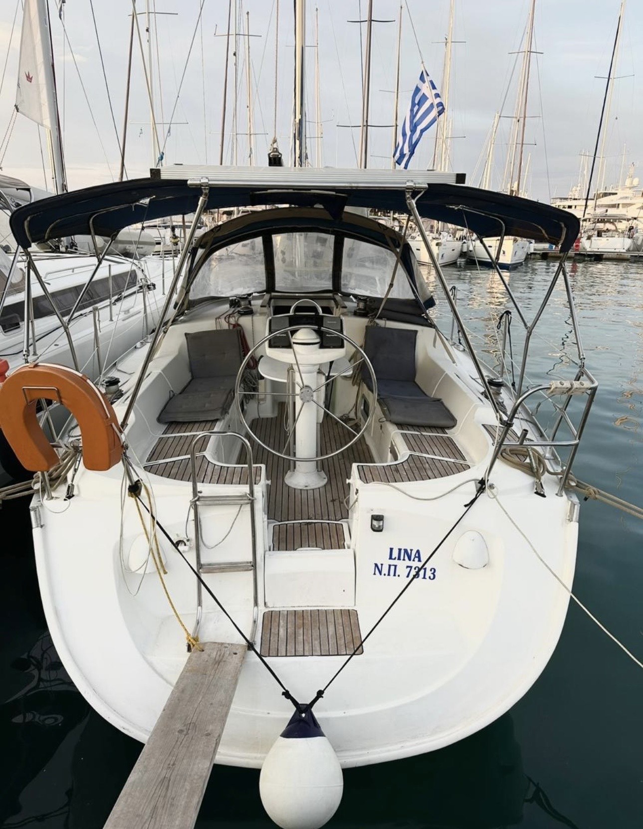 Sun Odyssey 37