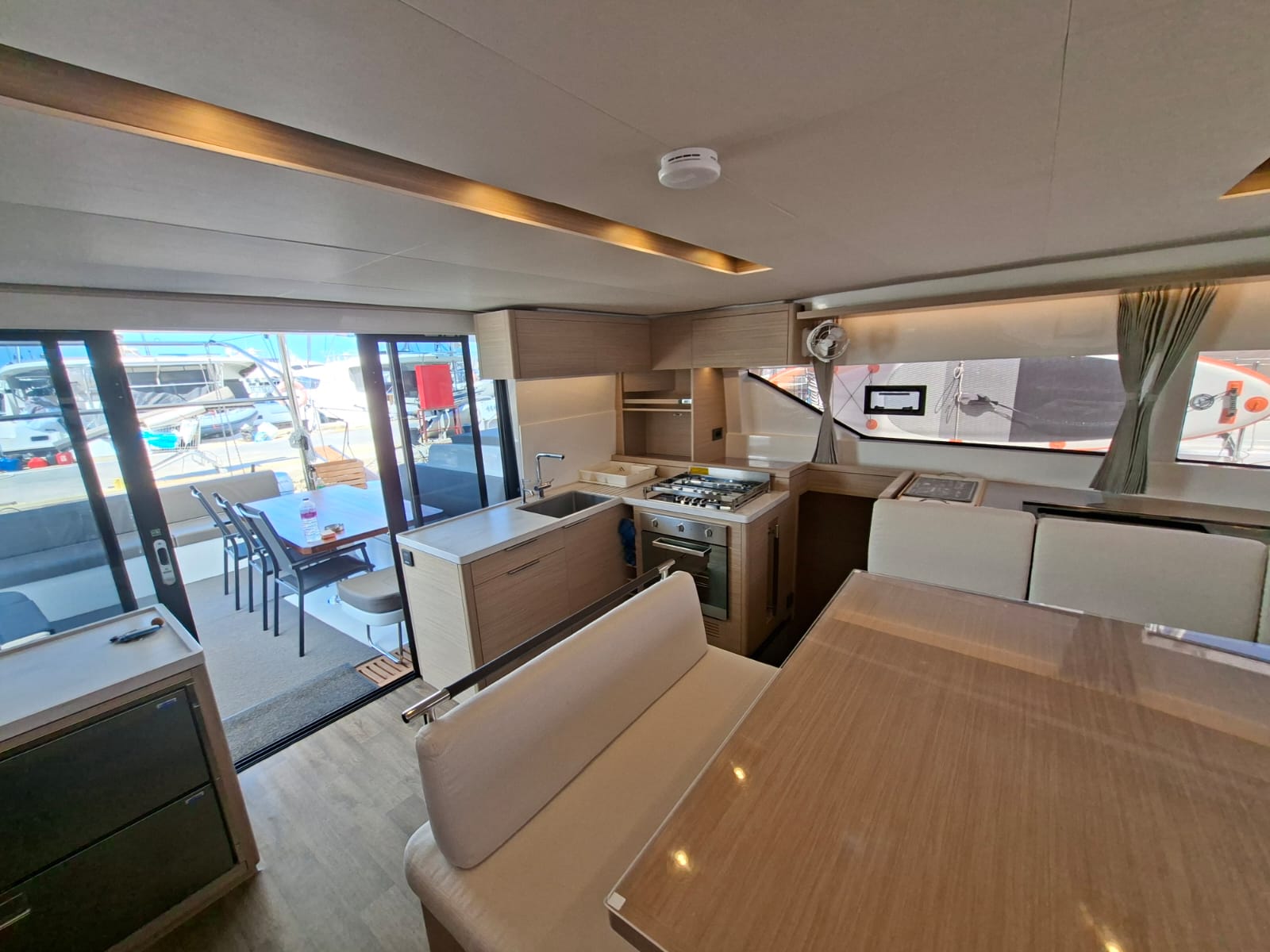 Yacht image 4