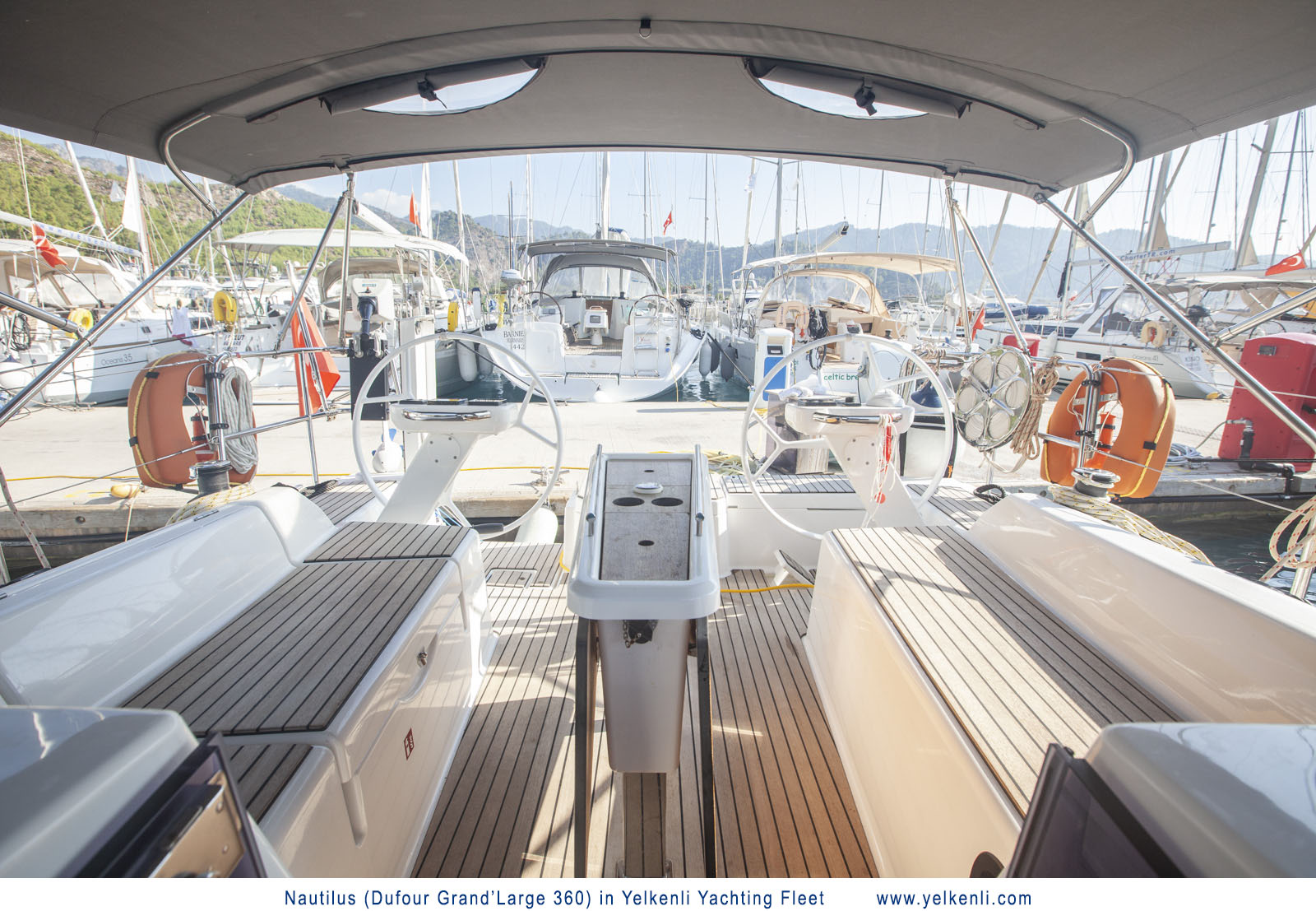 foto Dufour 360 Grand Large 16