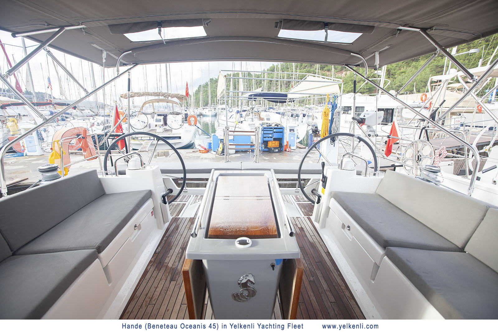 照片 Oceanis 45 24