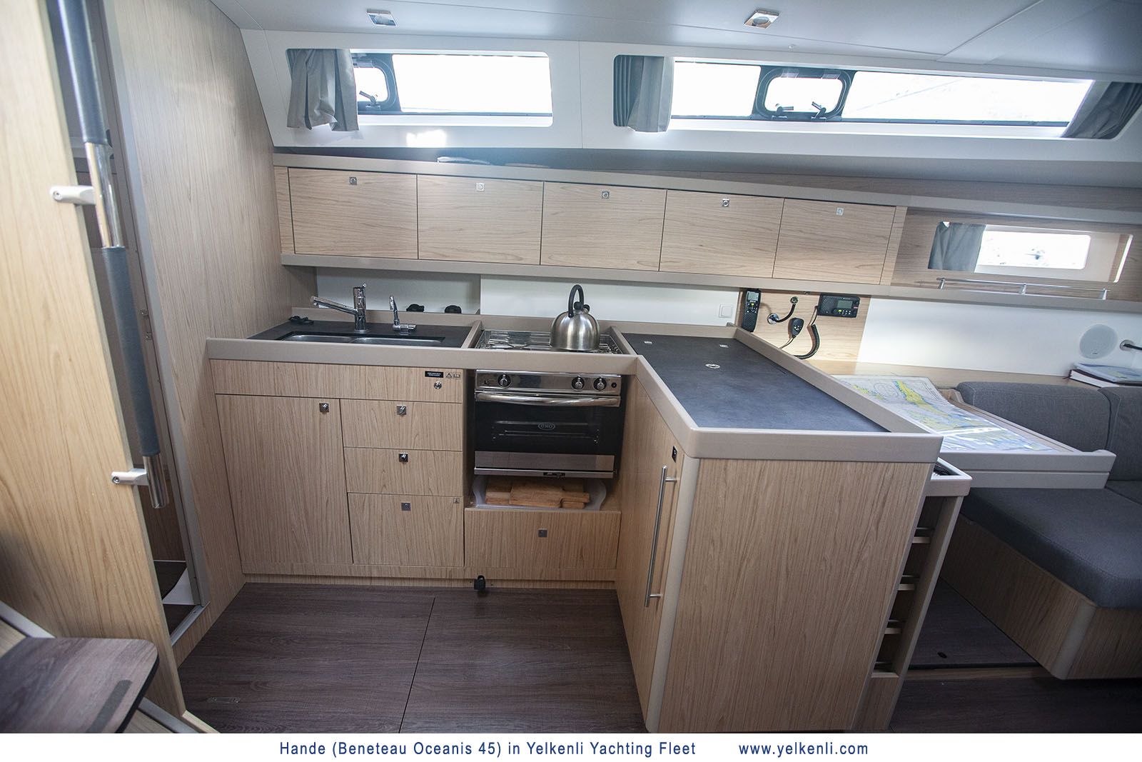 照片 Oceanis 45 38