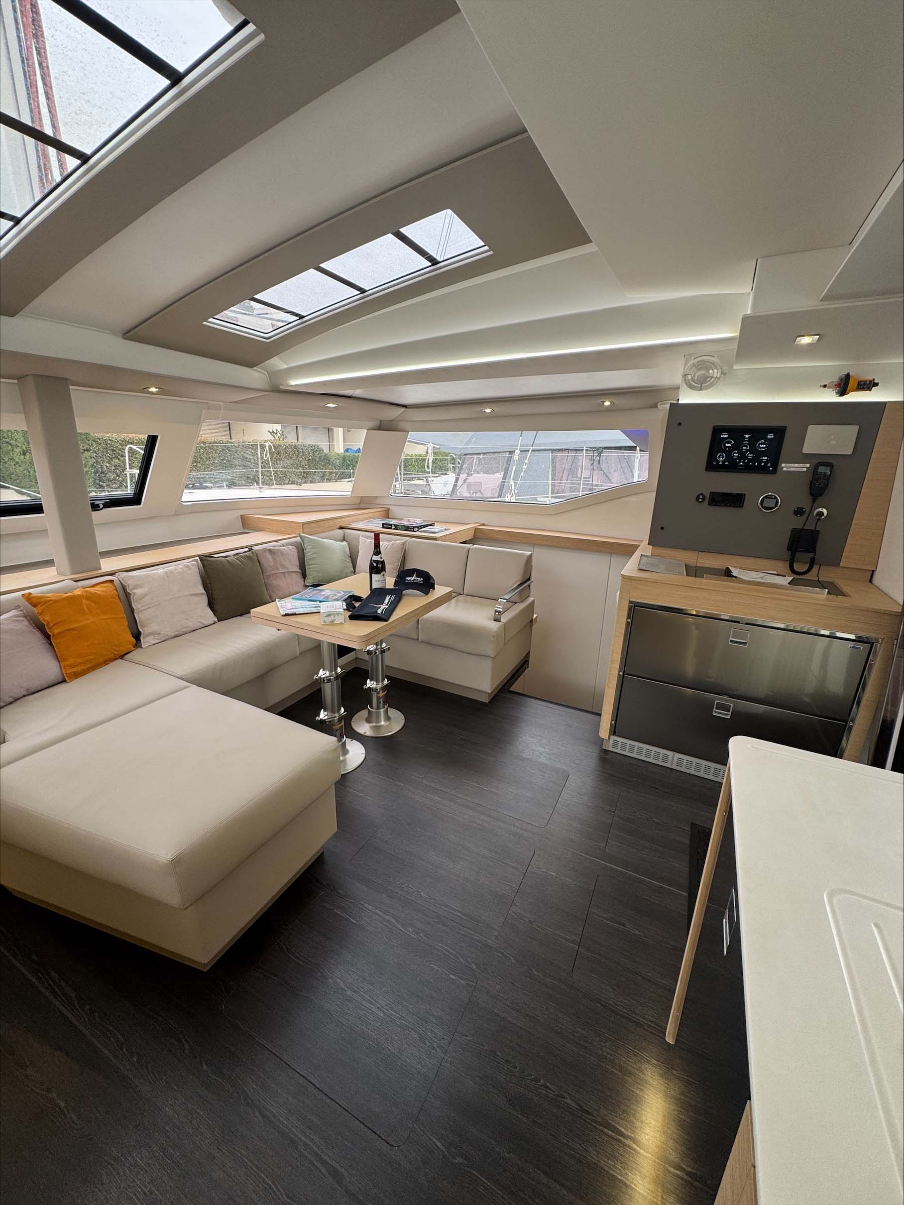 Yacht image 7