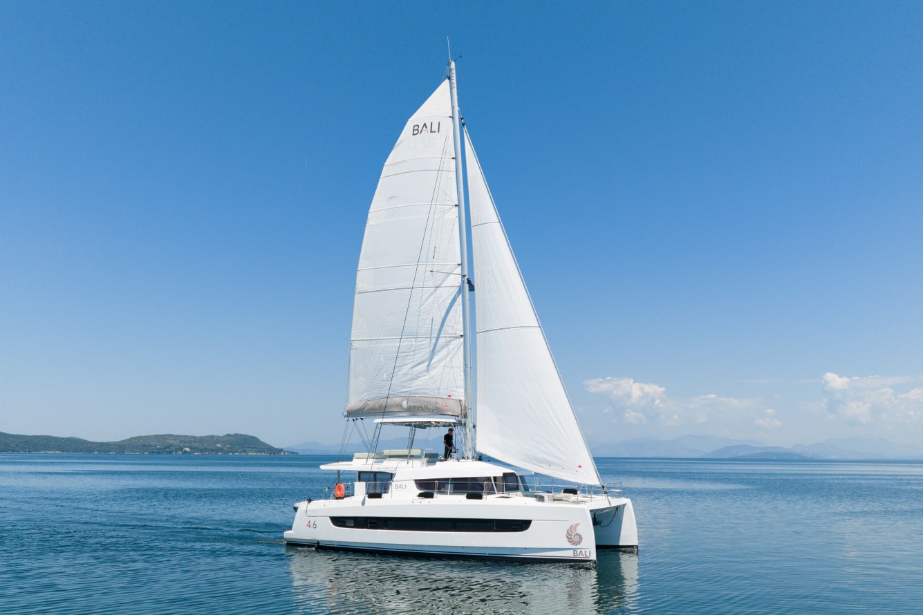 Yacht image 27