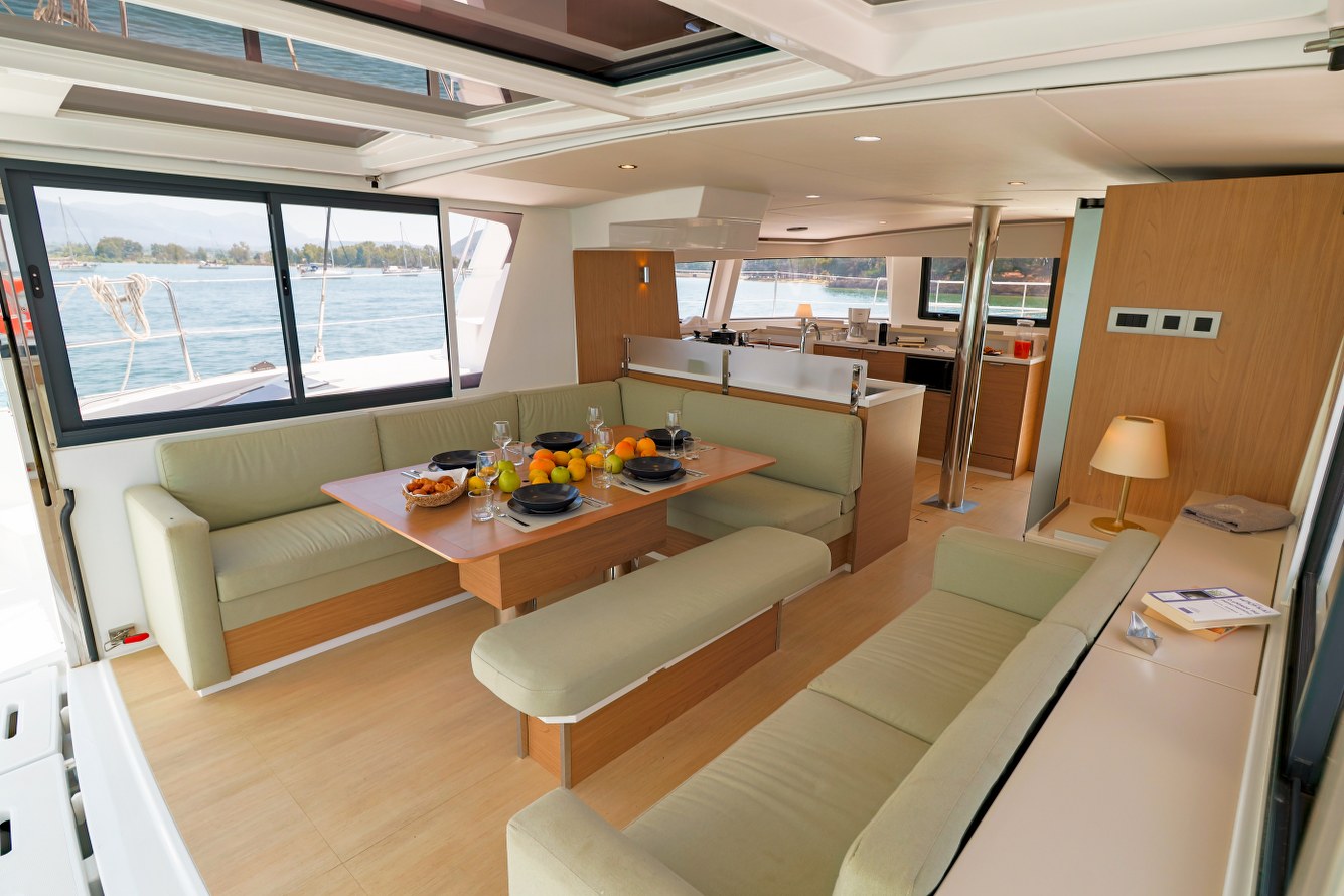 Yacht image 29