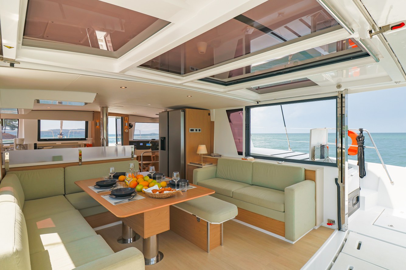 Yacht image 6