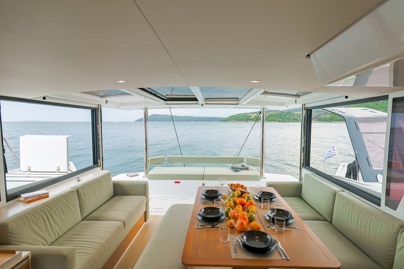 Yacht image 38