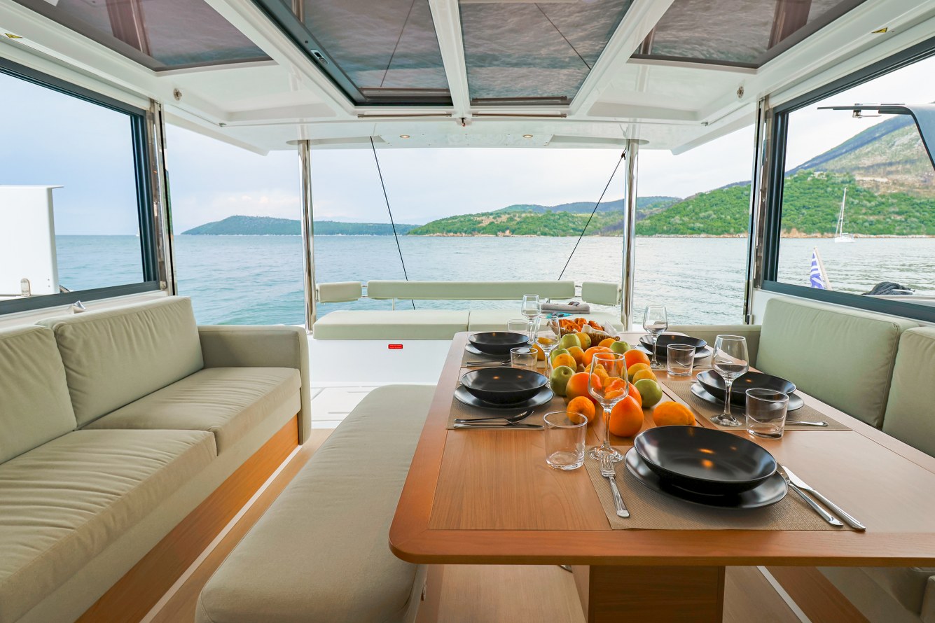 Yacht image 24