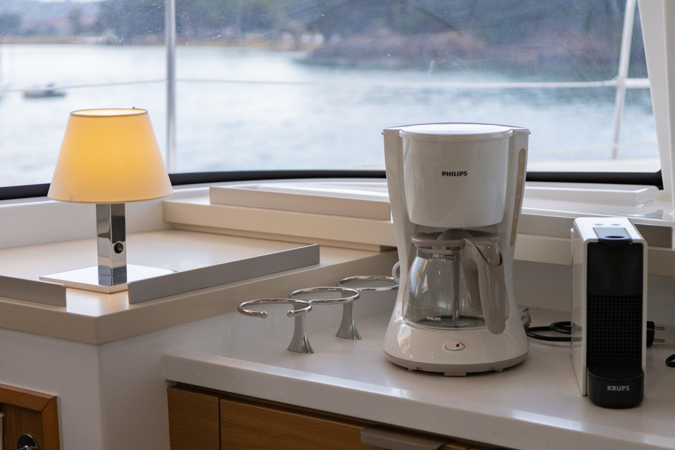 Yacht image 26