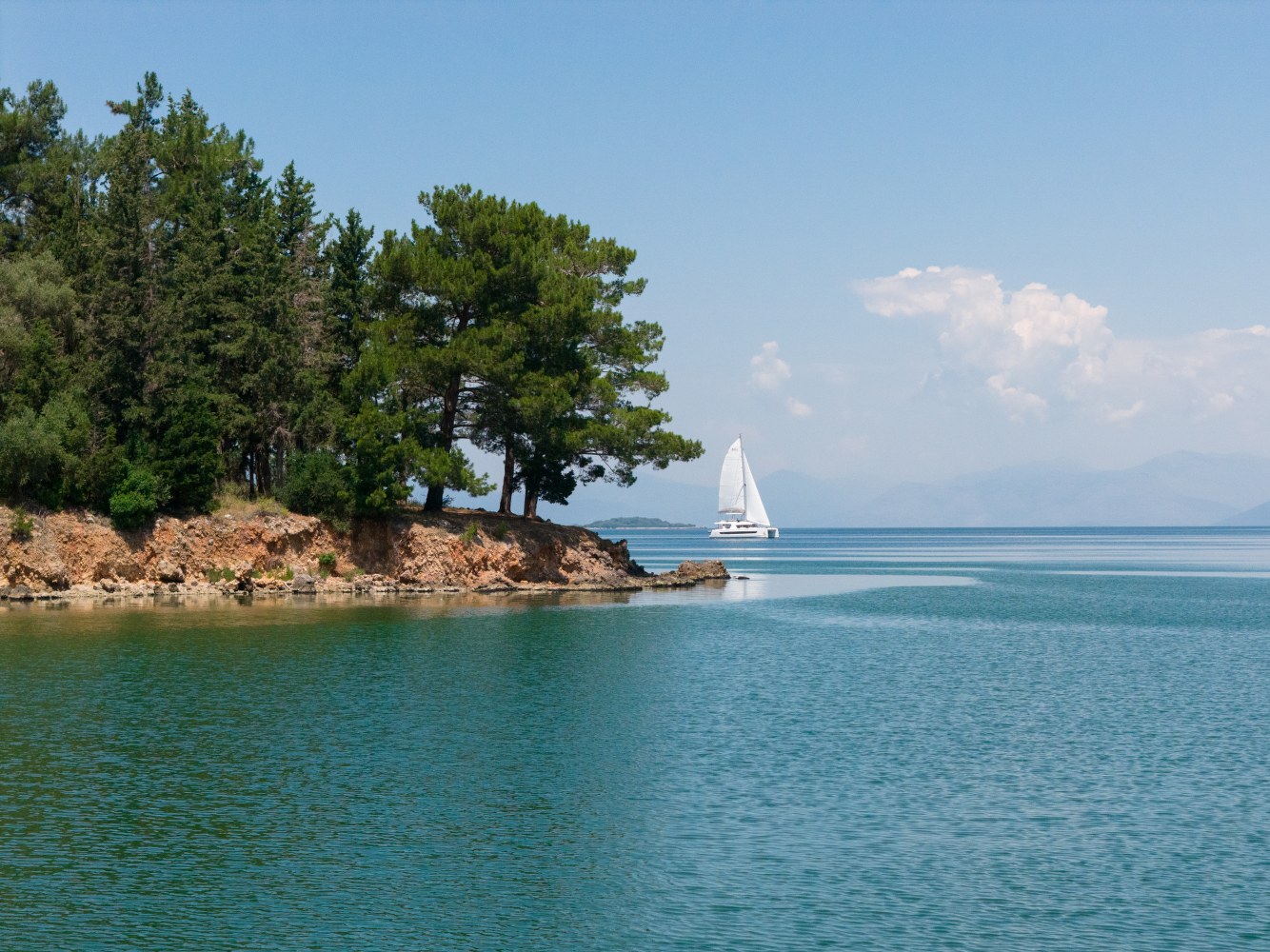 Yacht image 25