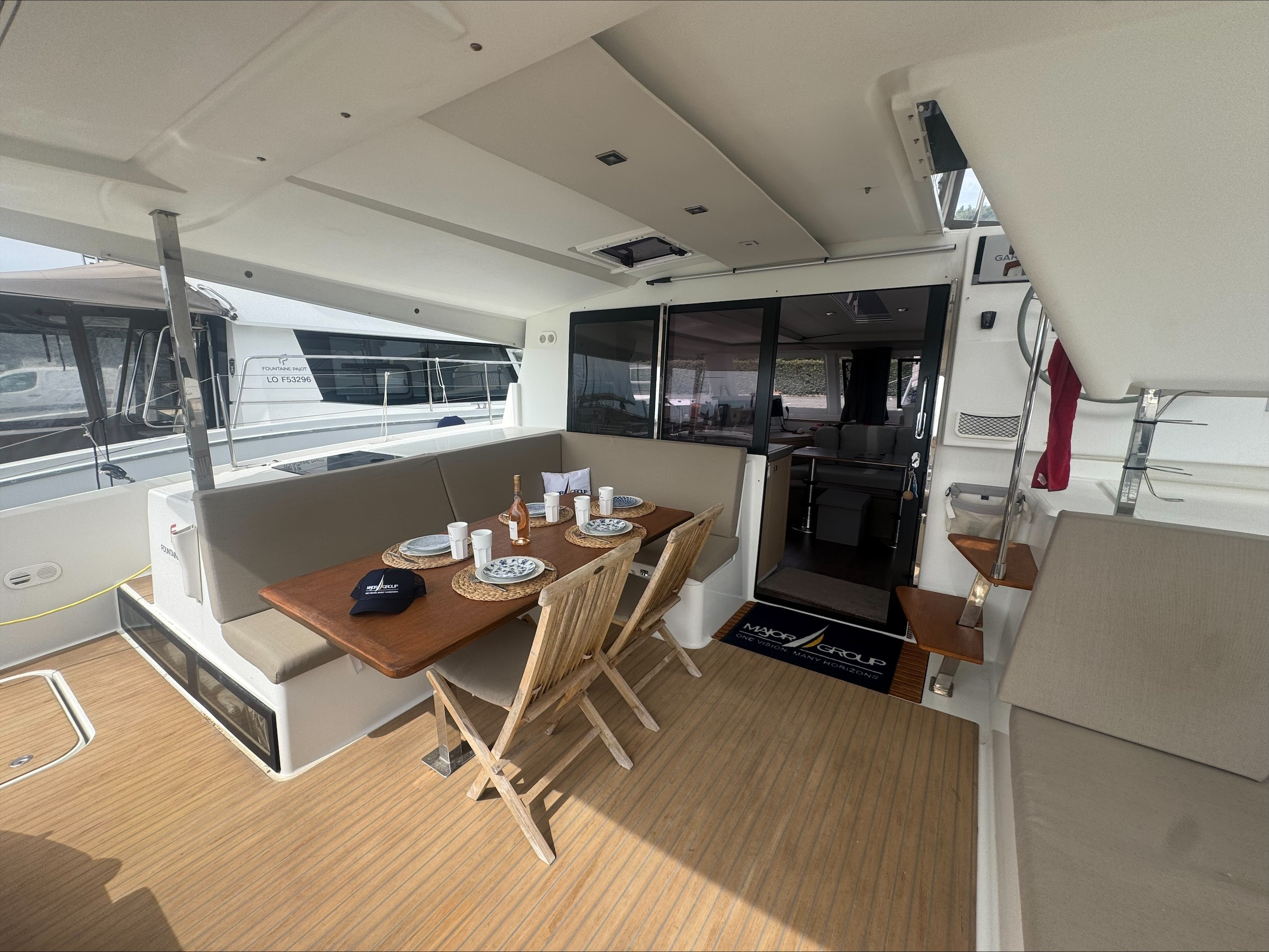 Yacht image 11