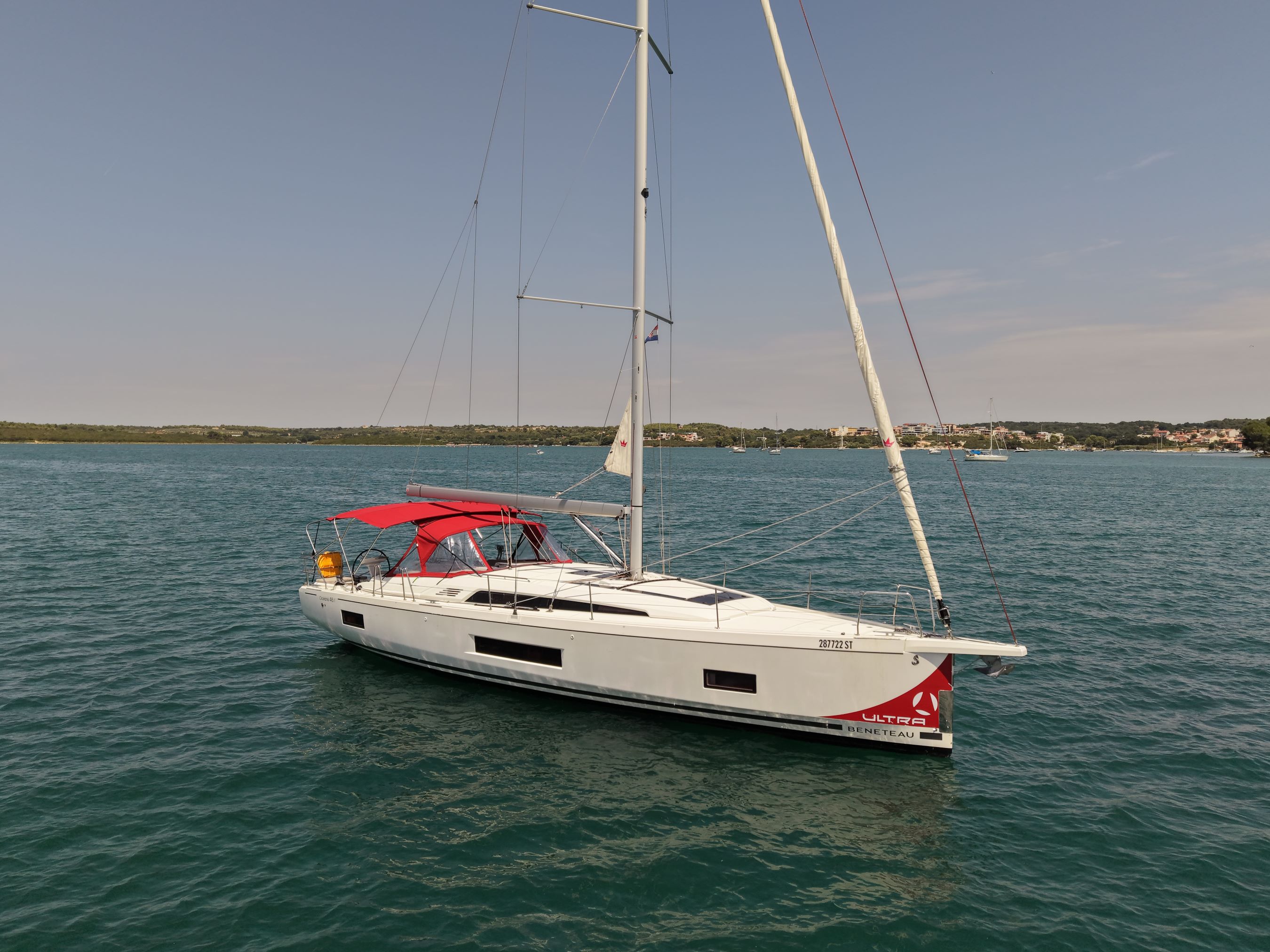 Yacht image 6