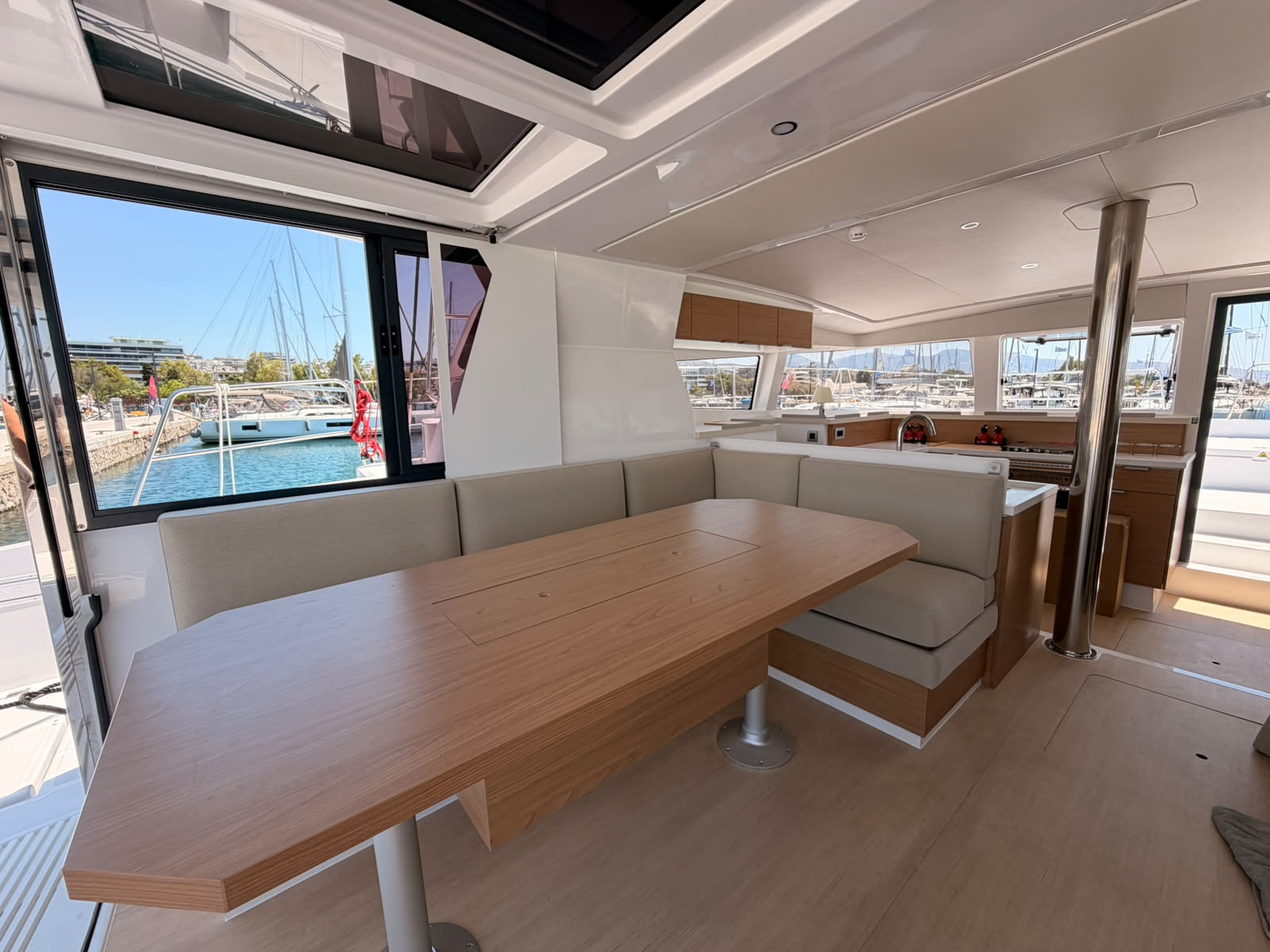 Yacht image 5