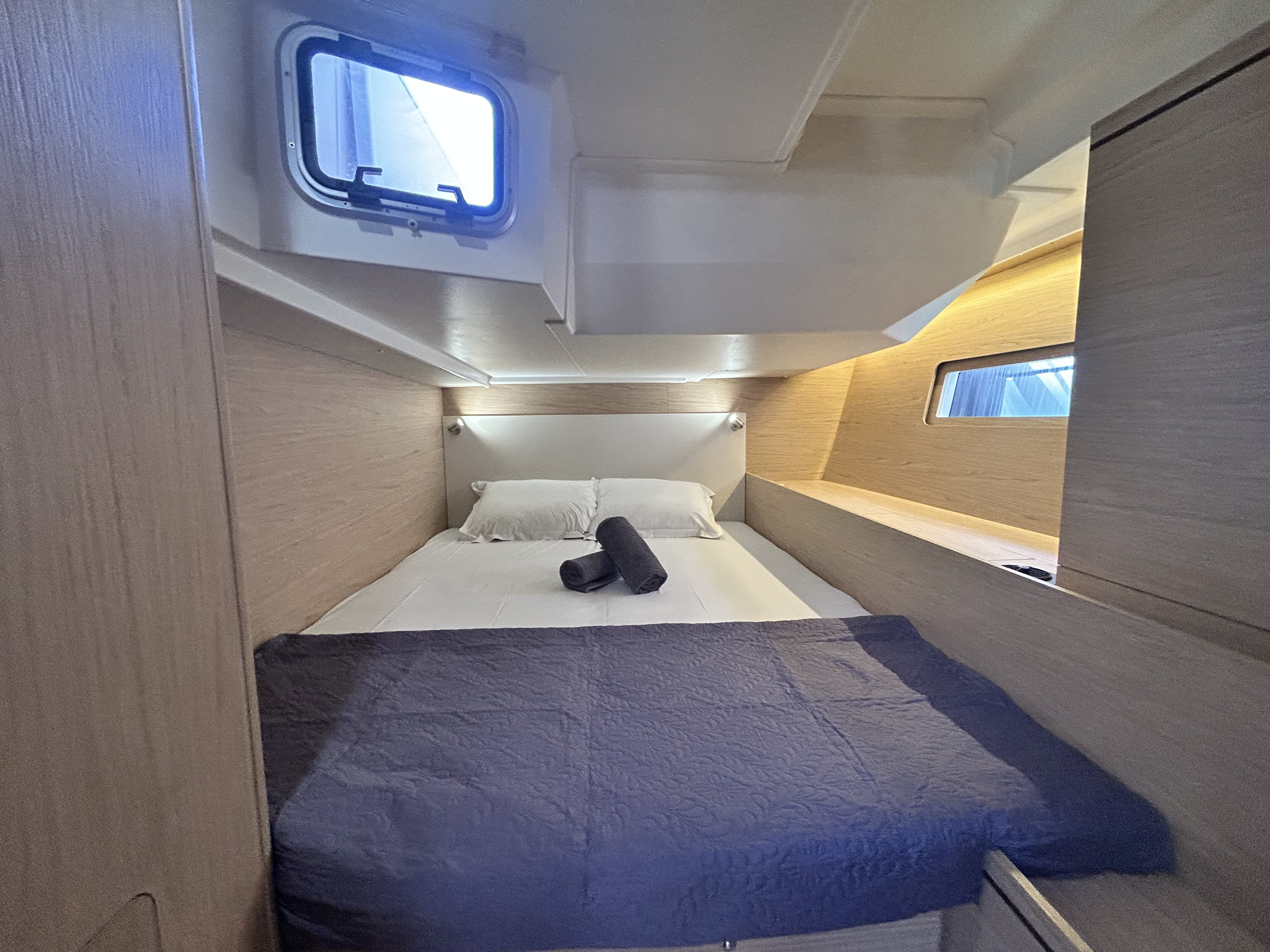 Yacht image 4