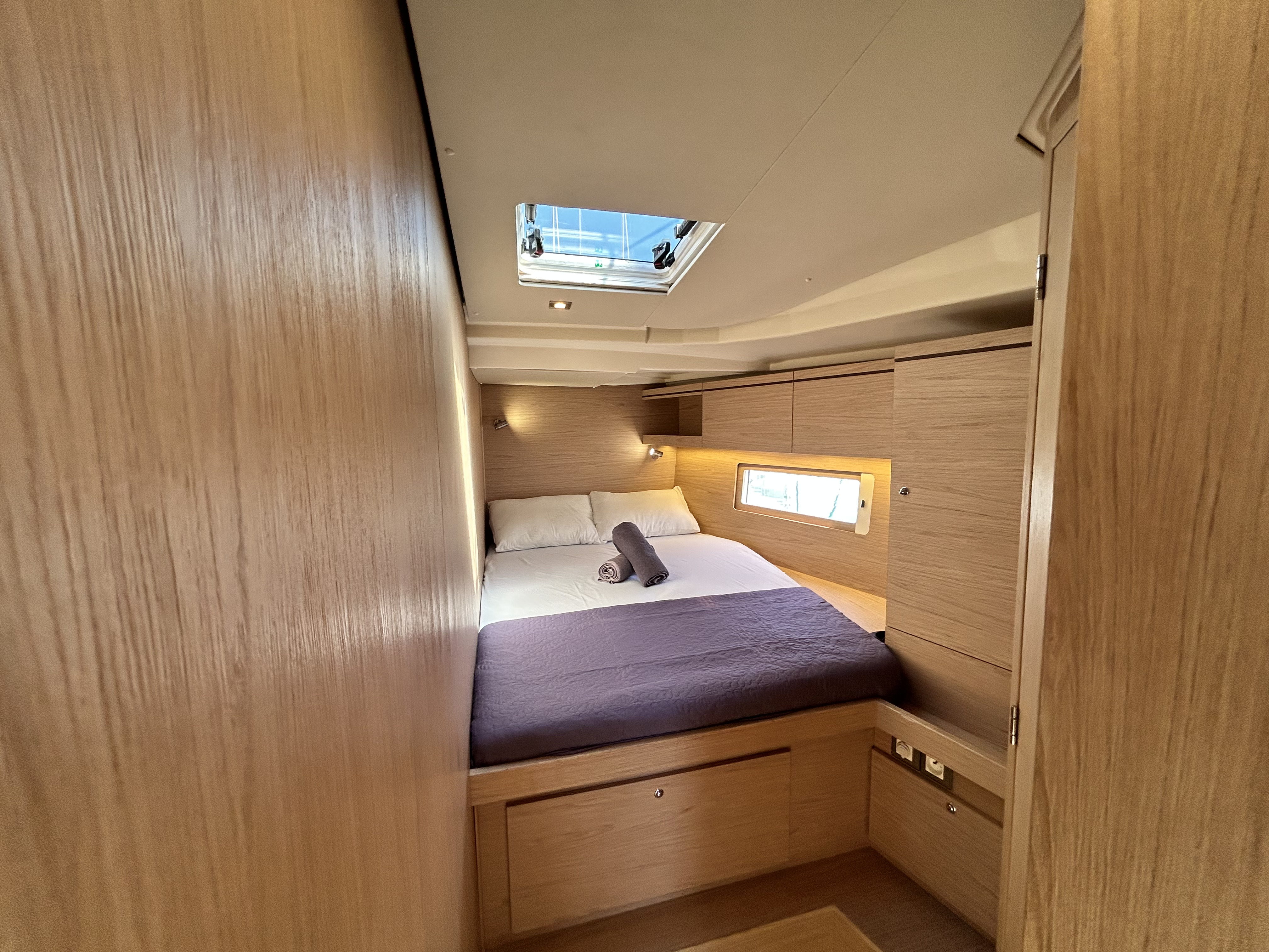 Yacht image 7