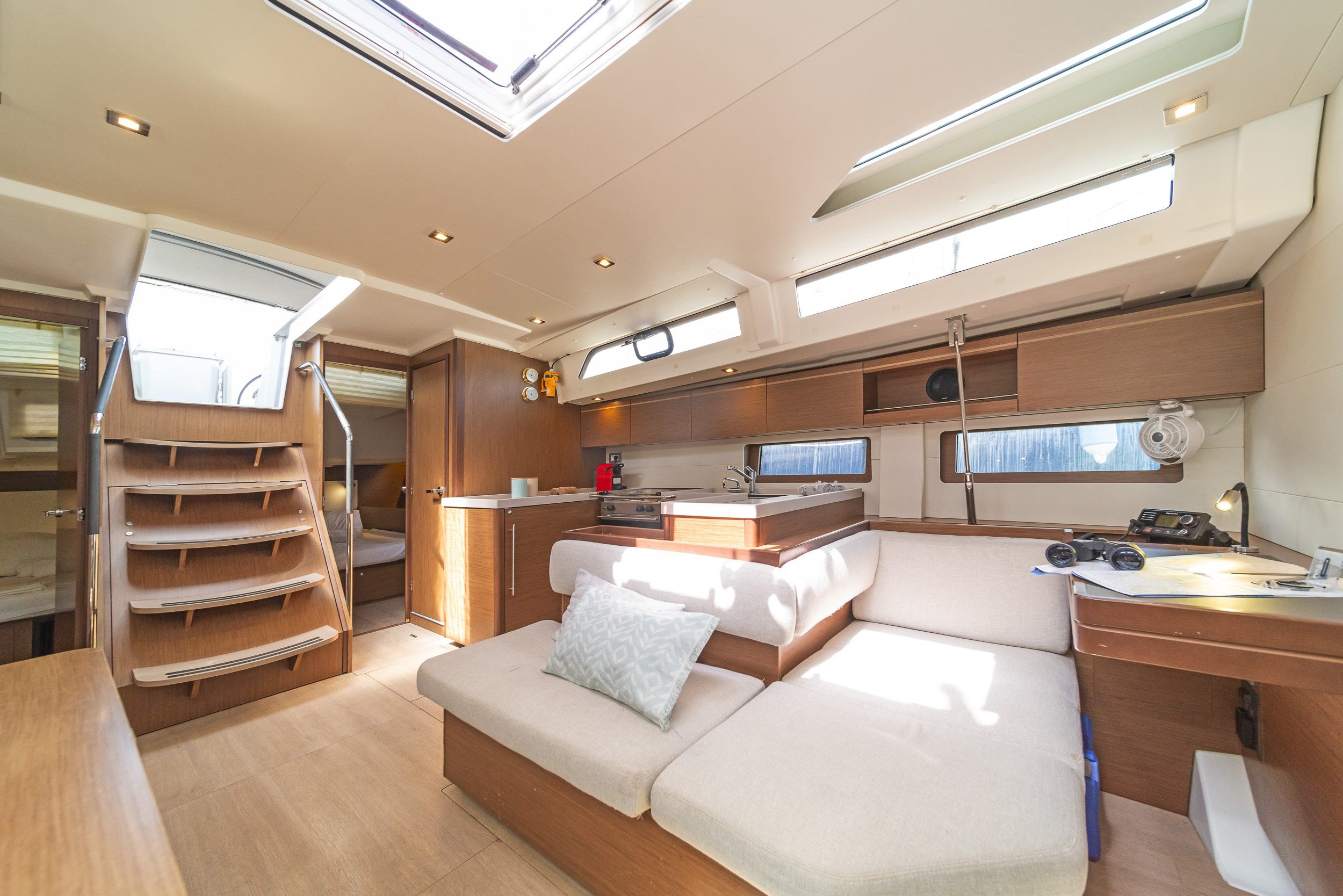 Oceanis 51.1 (5+1 cab) A/C & GEN, Skradin