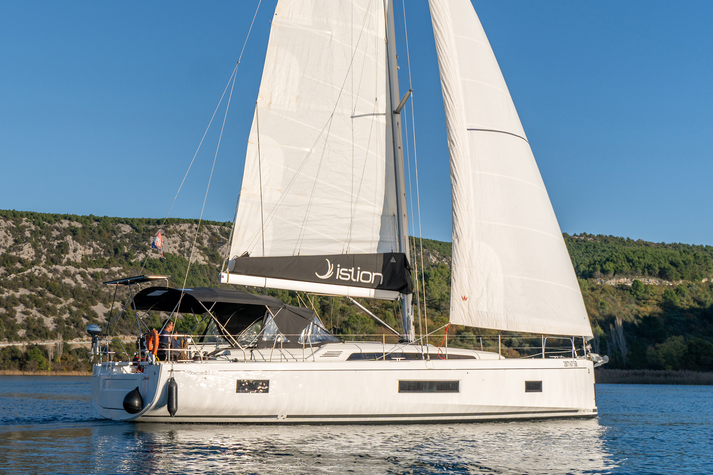 Oceanis 51.1 (5+1 cab) A/C & GEN, Skradin