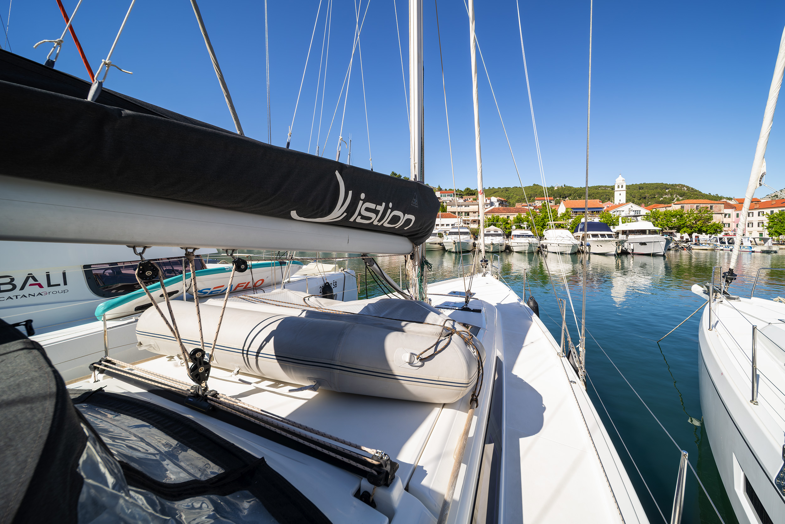 Dufour 430, Skradin