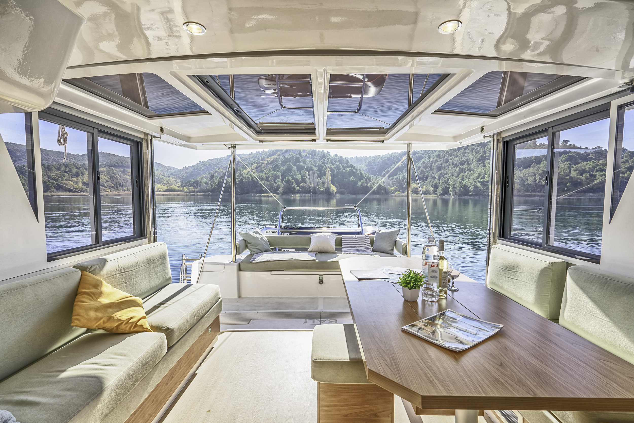 Bali 4.2 A/C & GEN & WM, Skradin