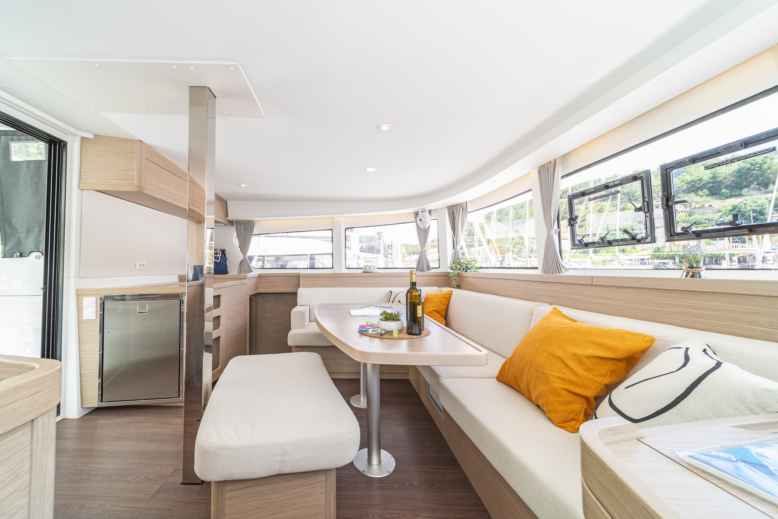 Lagoon 42 A/C & GEN & WM, Skradin