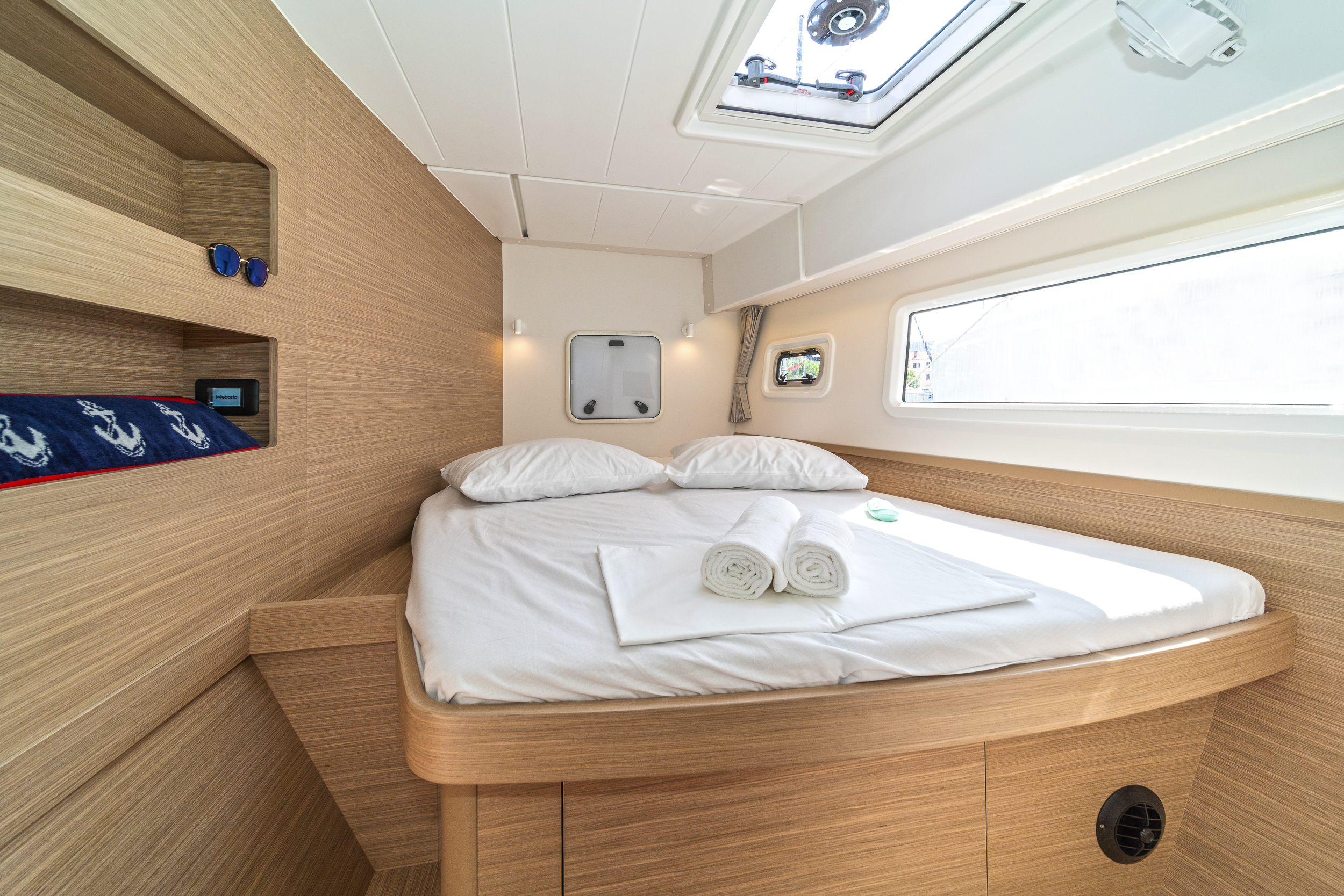 Lagoon 42 A/C & GEN & WM, Skradin