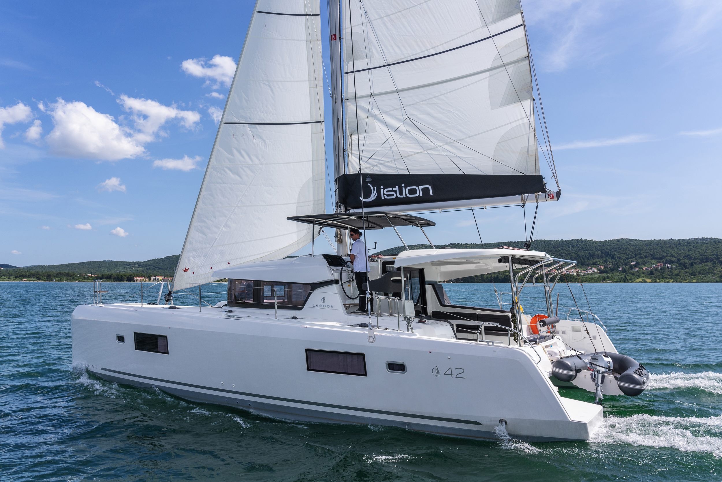 Lagoon 42 A/C & GEN & WM, Skradin