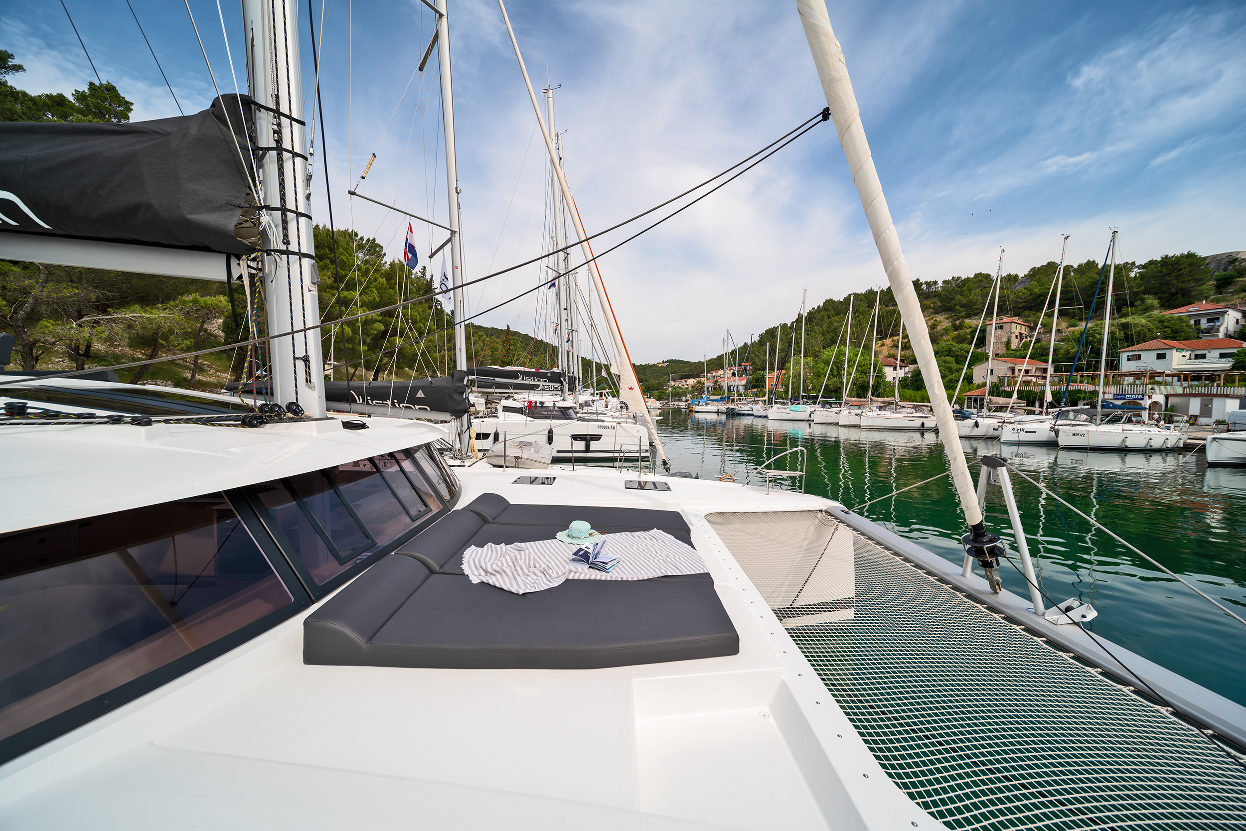 Tanna 47 A/C & GEN & WM, Skradin
