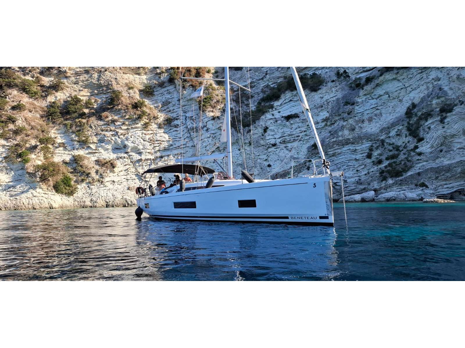 LELLA BELLE Alimos Marina