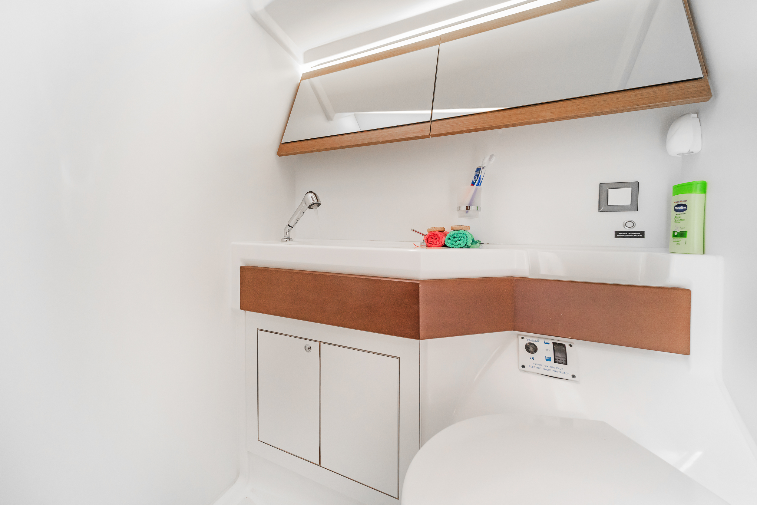 Oceanis 46.1, Skradin