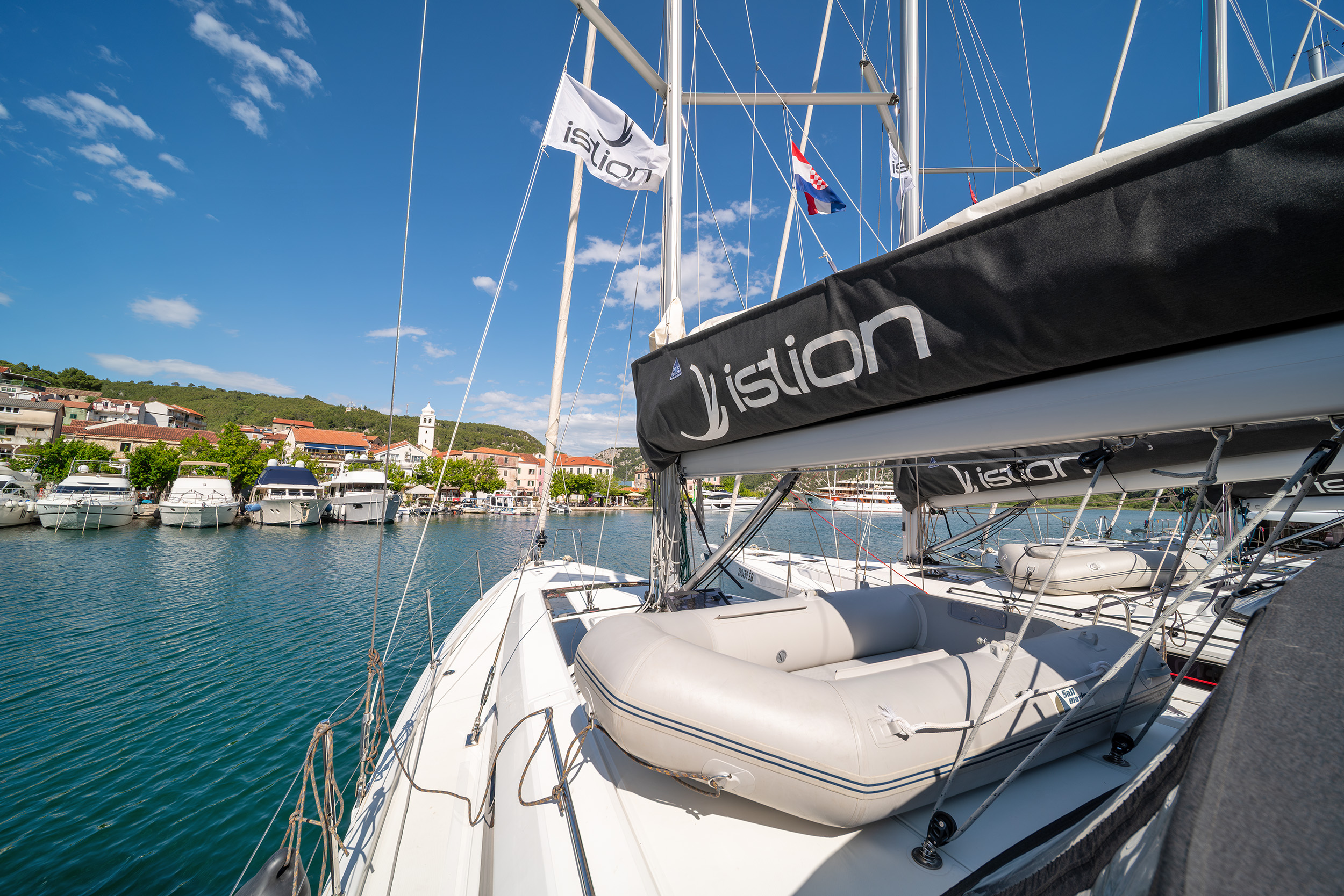 Oceanis 46.1, Skradin