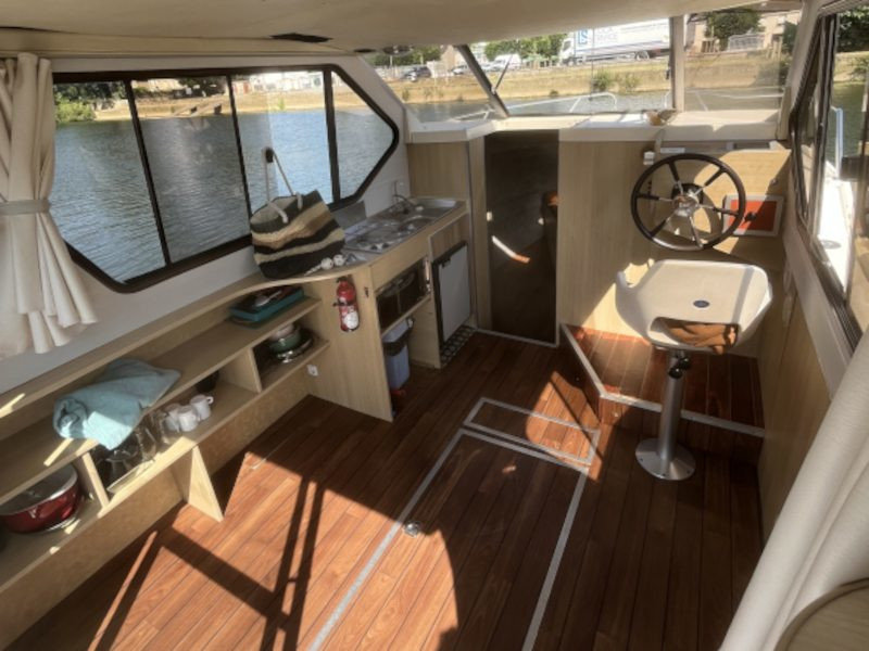 Nicols Sedan 800, Sablé-sur-Sarthe