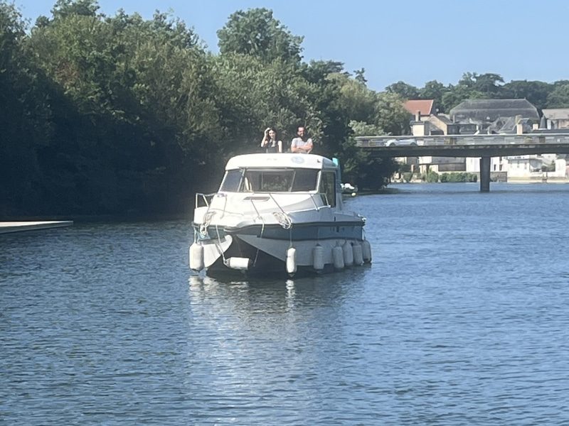 Nicols Sedan 800, Sablé-sur-Sarthe