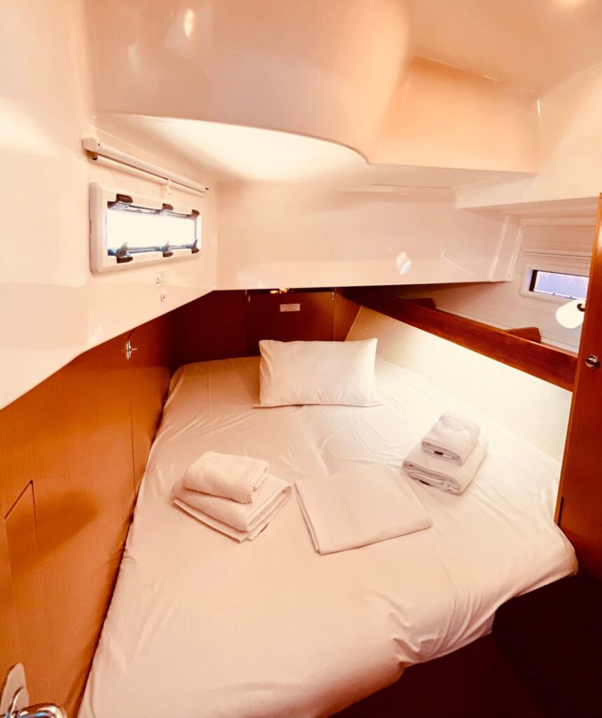 Bavaria Cruiser 45, Kavala