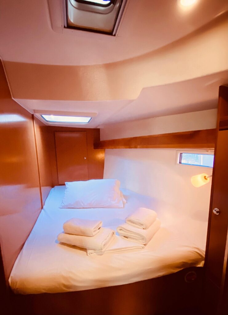 Bavaria Cruiser 45, Kavala