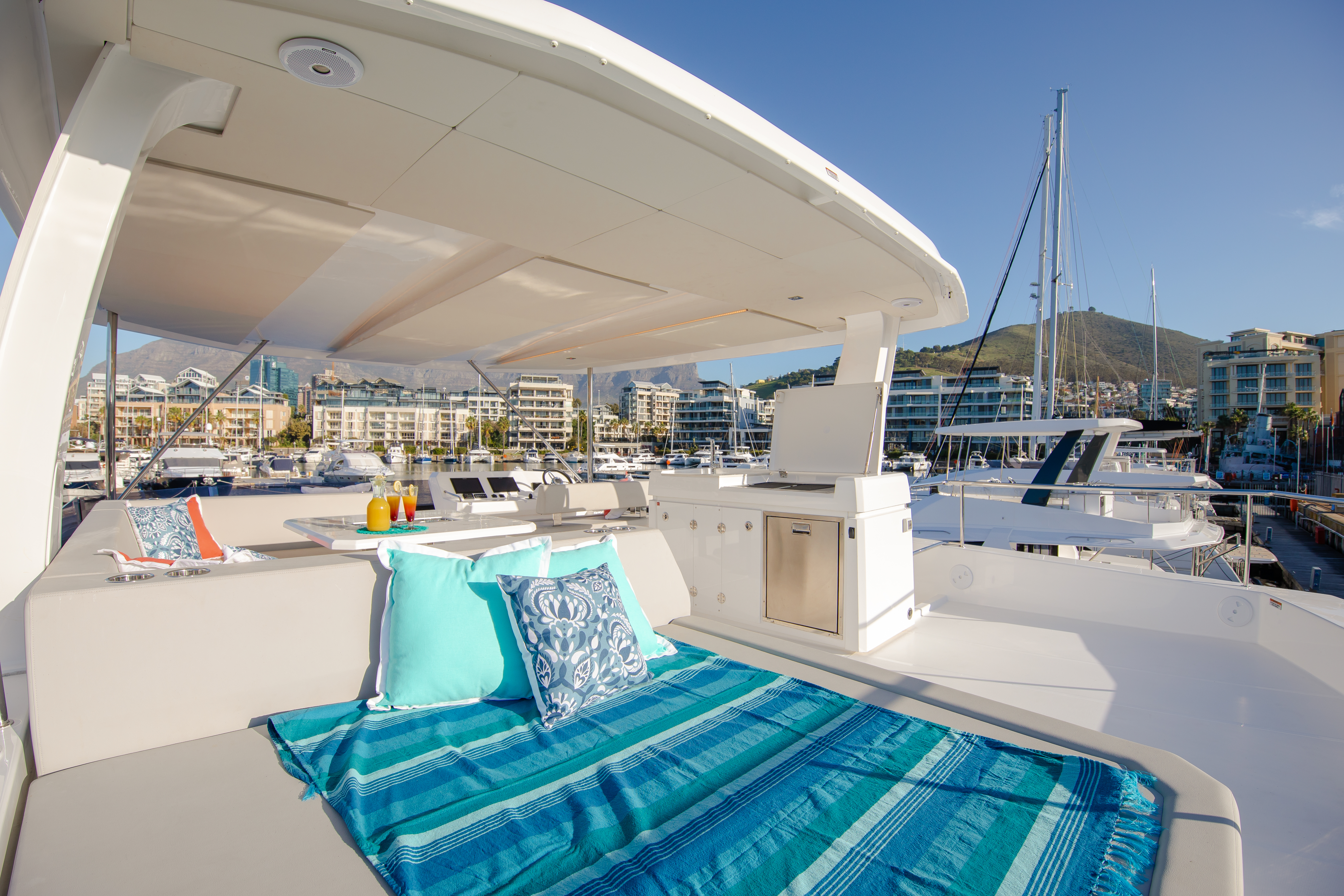 Leopard 53 PC, Road Town