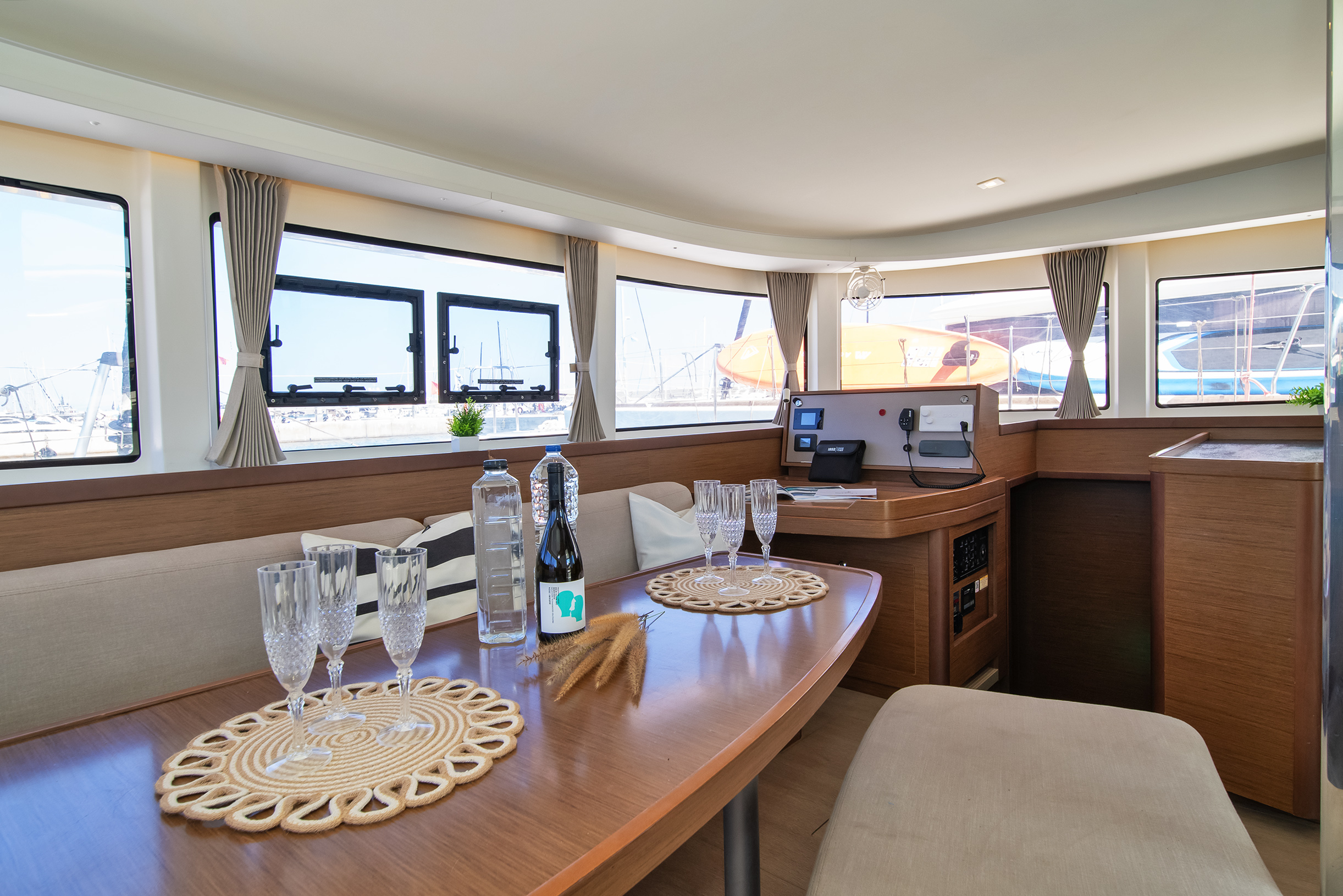 Secondary yacht image