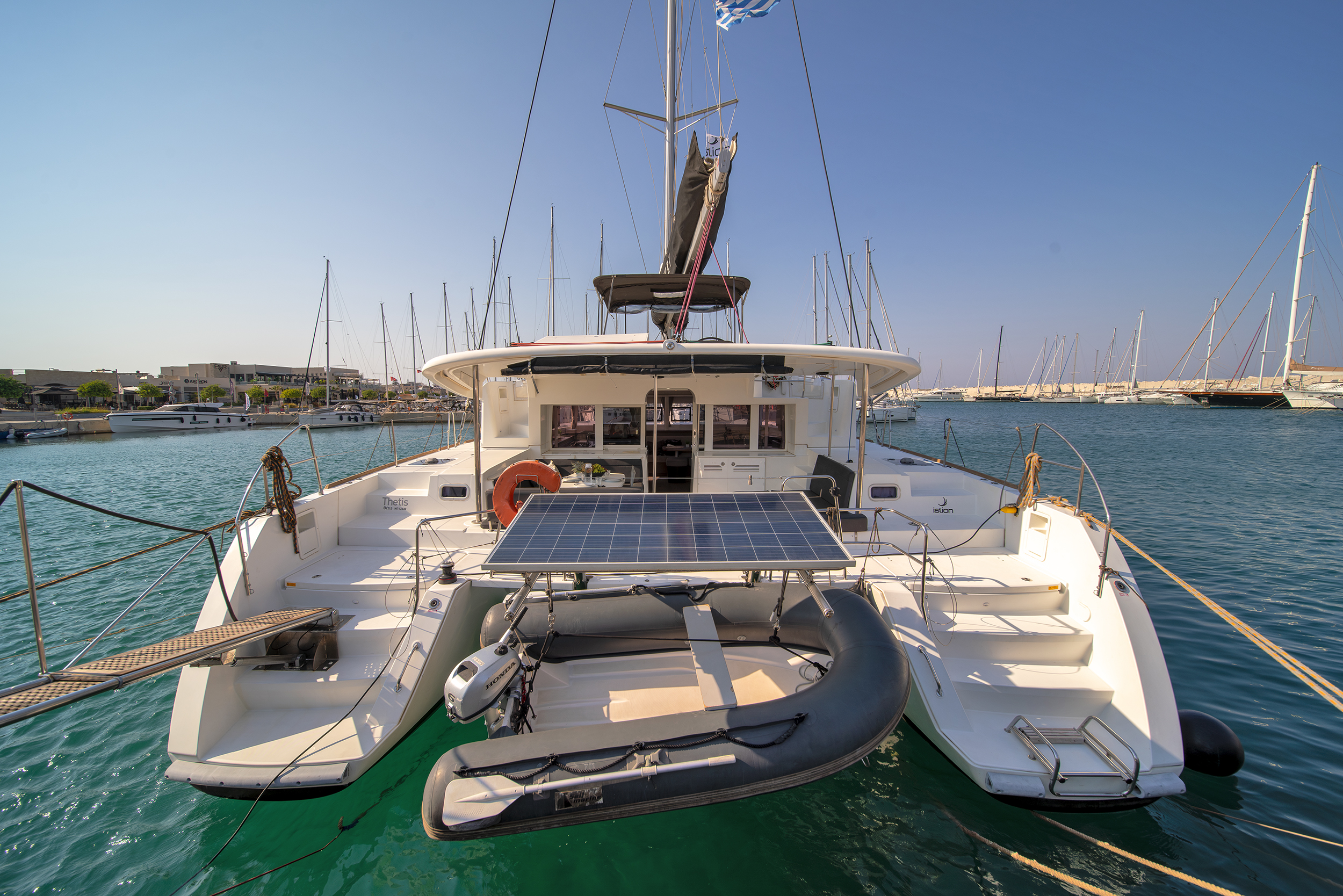 Yacht image 20