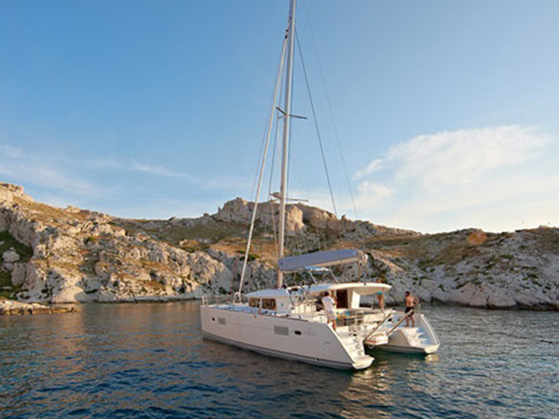 Lagoon 400 S2 (2018) – Cata Loca