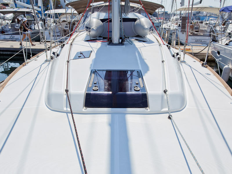 фото Sun Odyssey 409 7