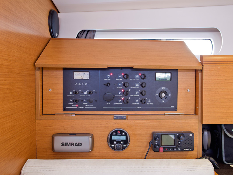 фото Sun Odyssey 409 10
