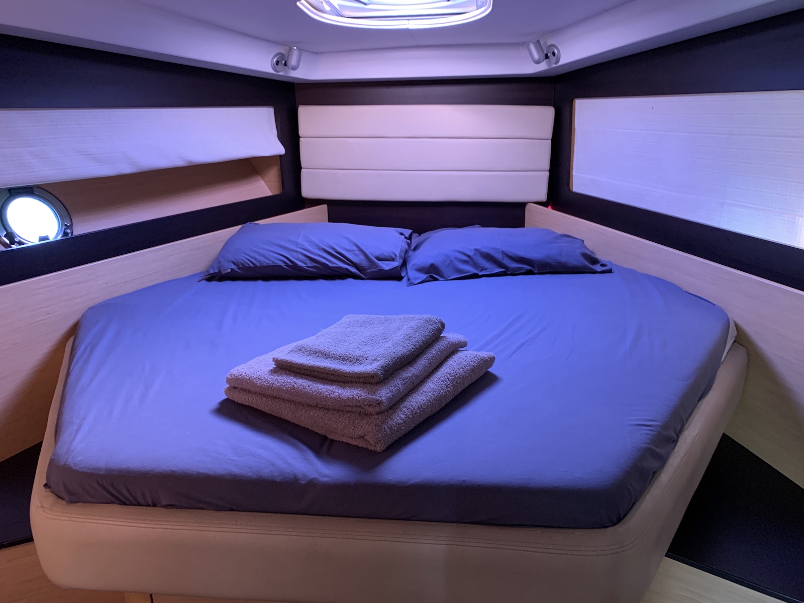 фото Monte Carlo 37 Hard Top 10