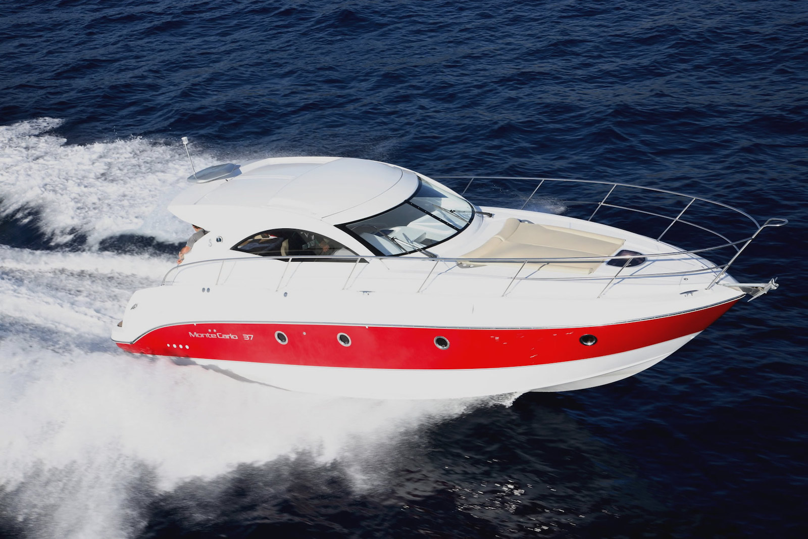 фото Monte Carlo 37 Hard Top 13