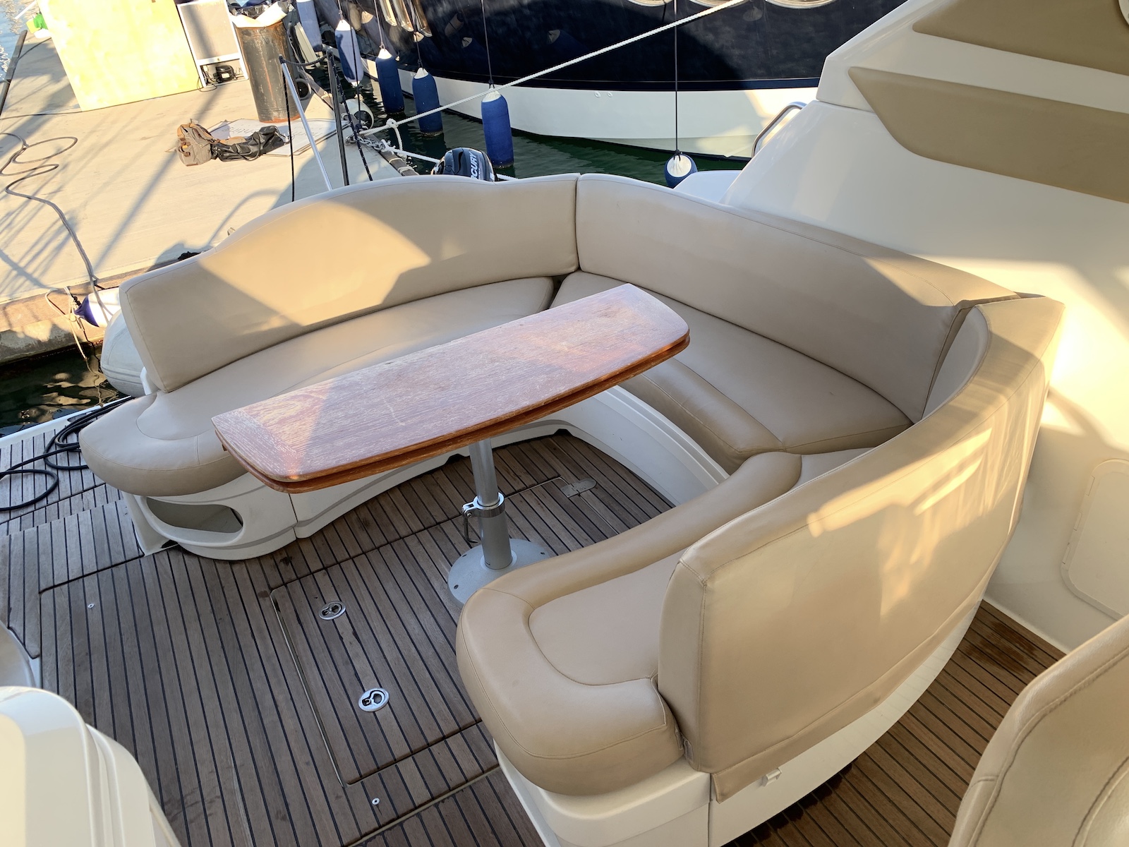 фото Monte Carlo 37 Hard Top 18