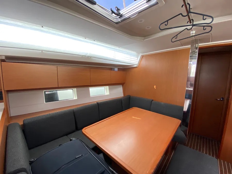 Bavaria C45, Lefkada