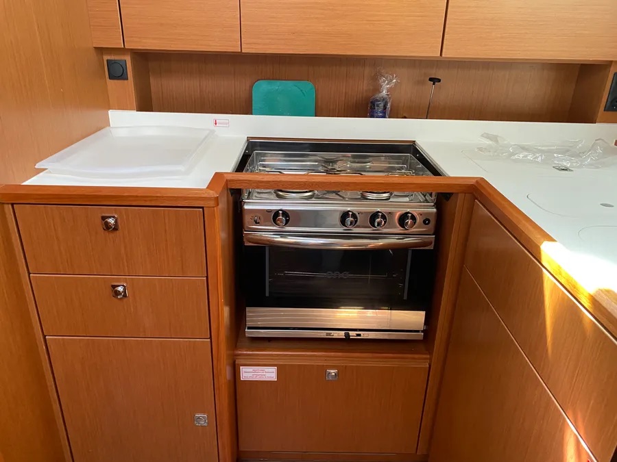 Bavaria C45, Lefkada