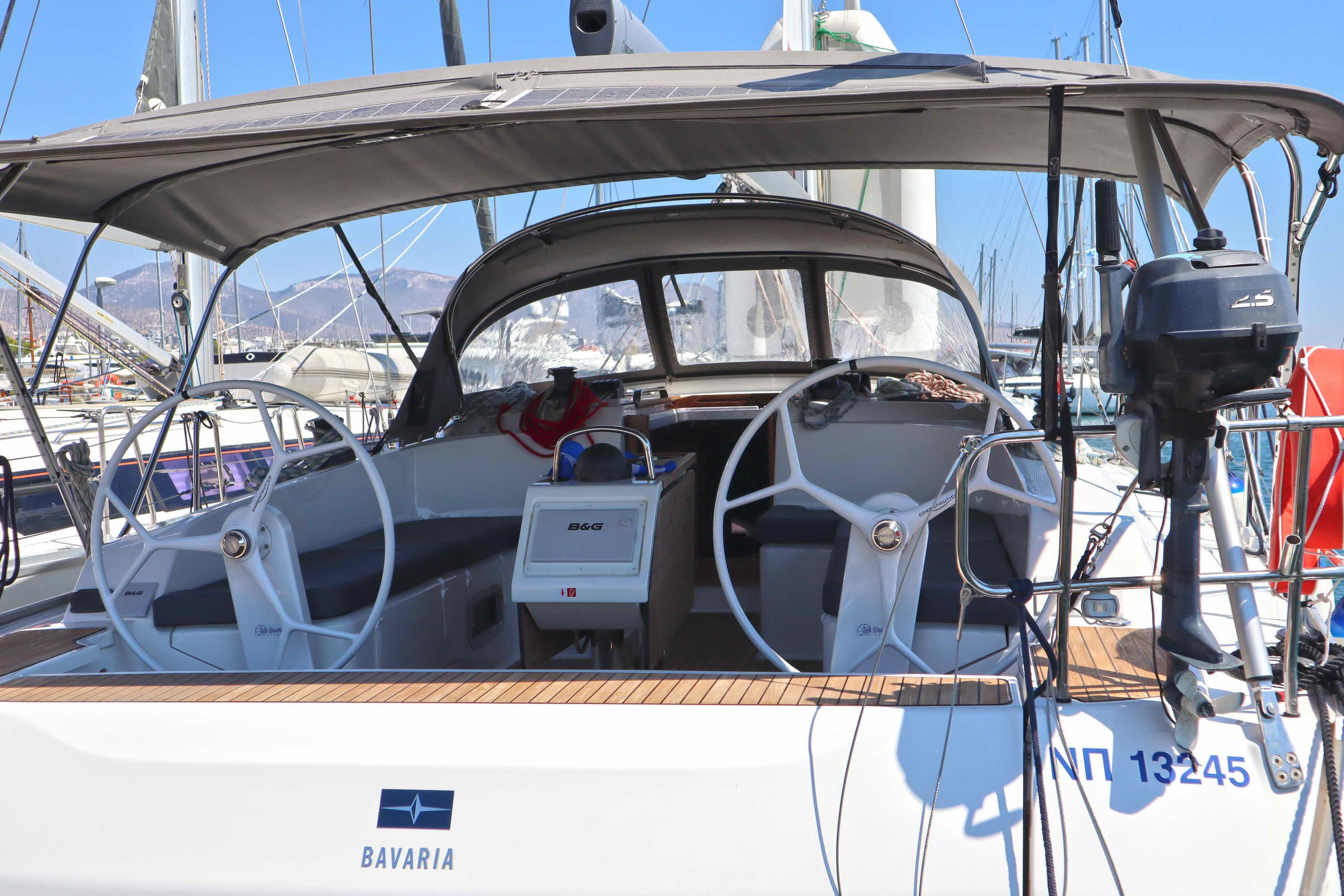 Yacht image 38