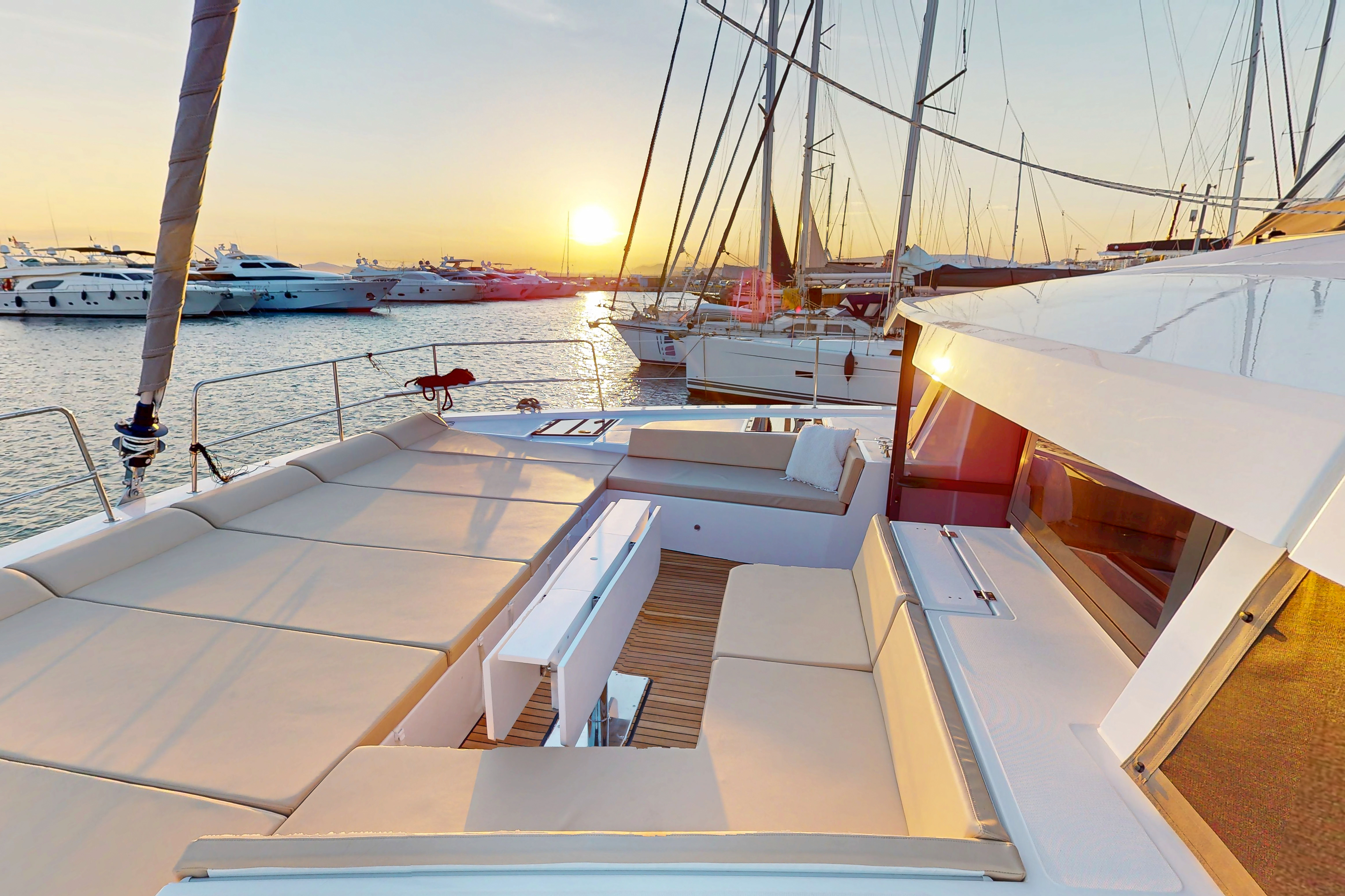 Yacht image 15