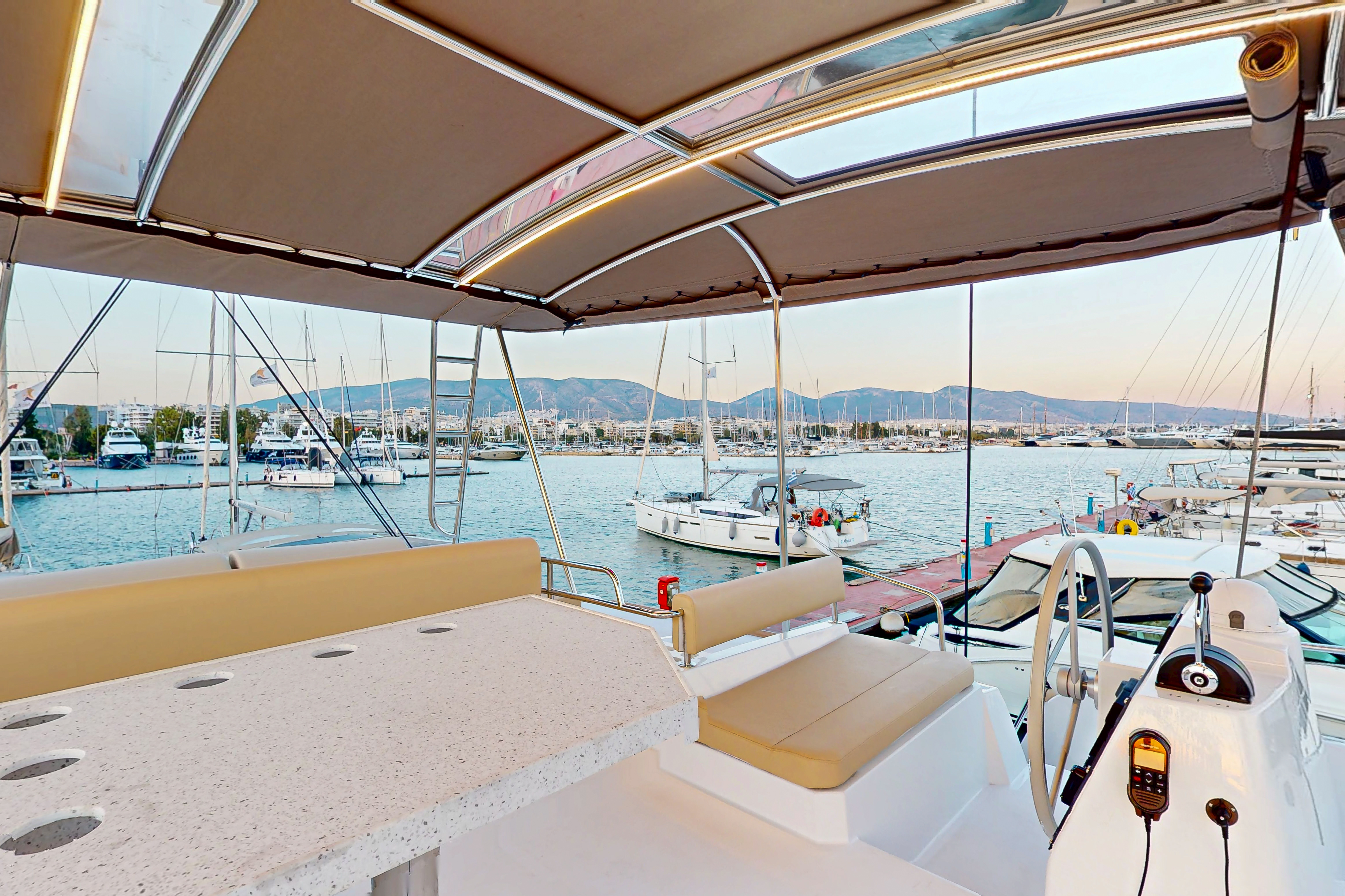 Yacht image 38
