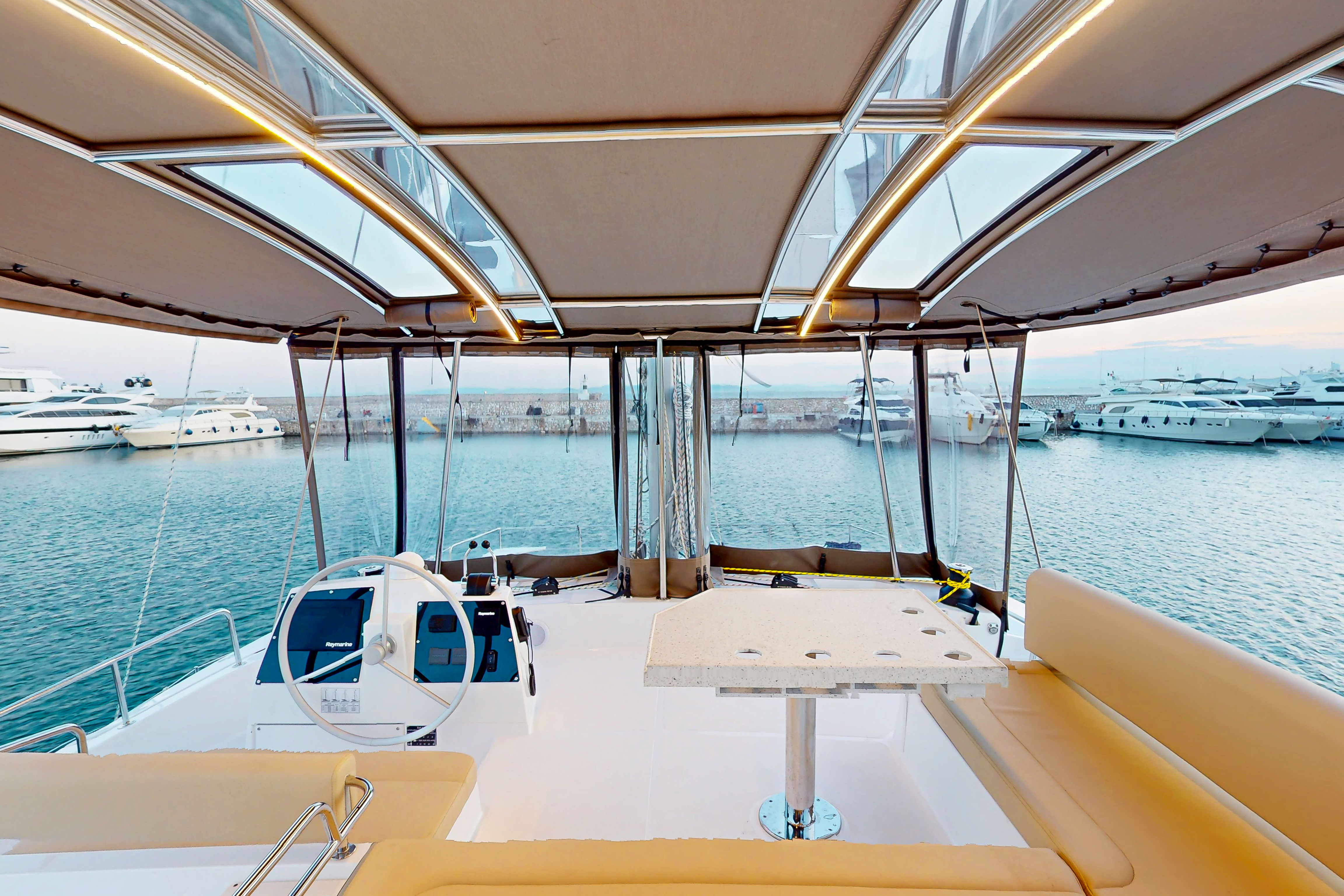 Yacht image 36
